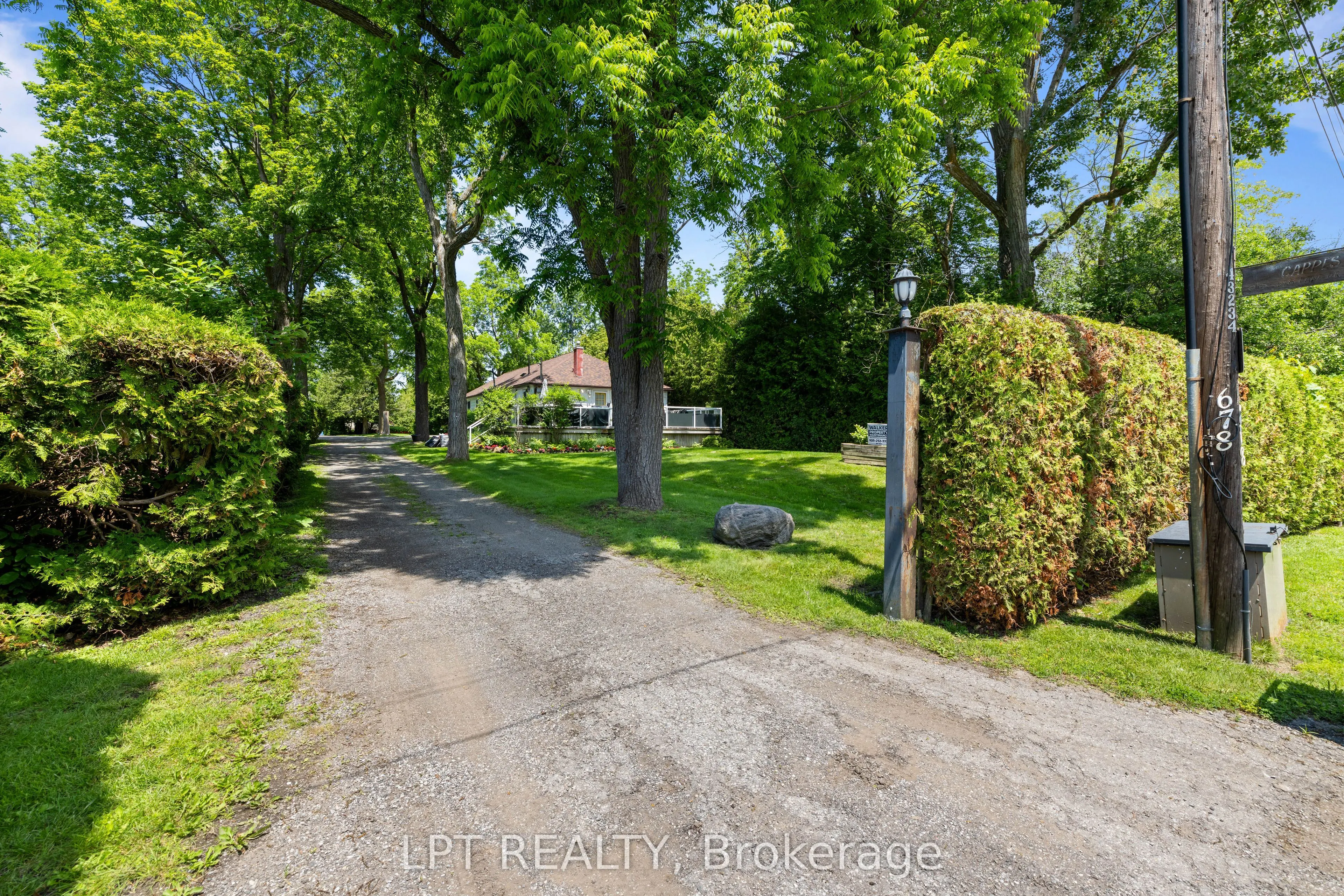 678 Lake Drive E