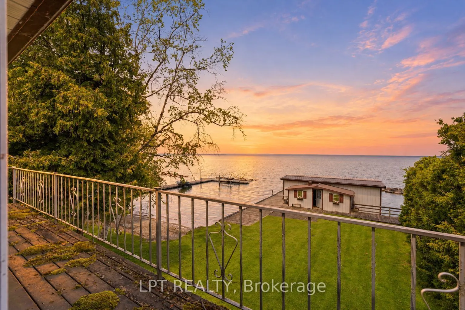 678 Lake Drive E