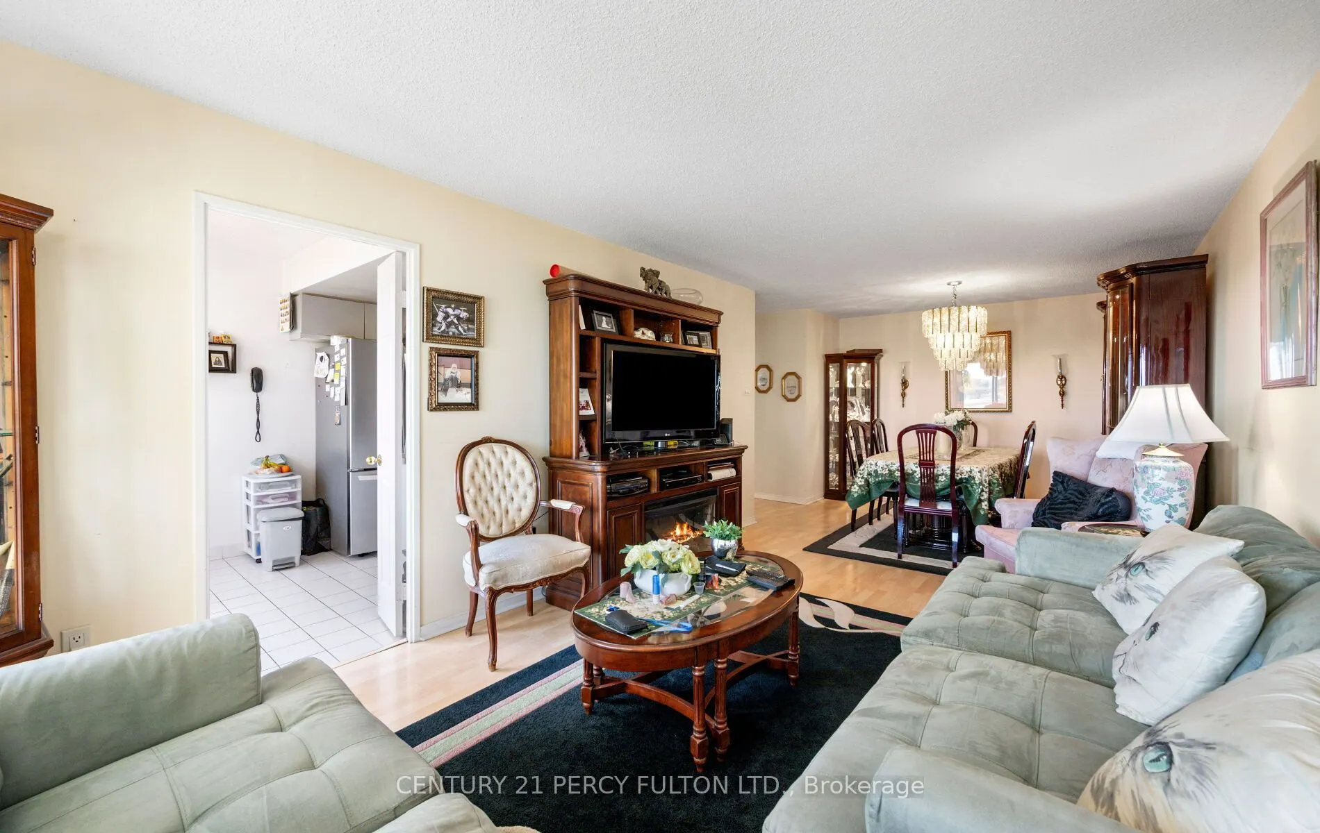 7825 Bayview Avenue #624
