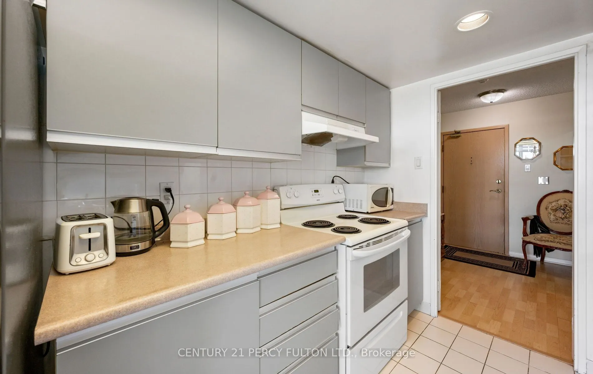 7825 Bayview Avenue #624