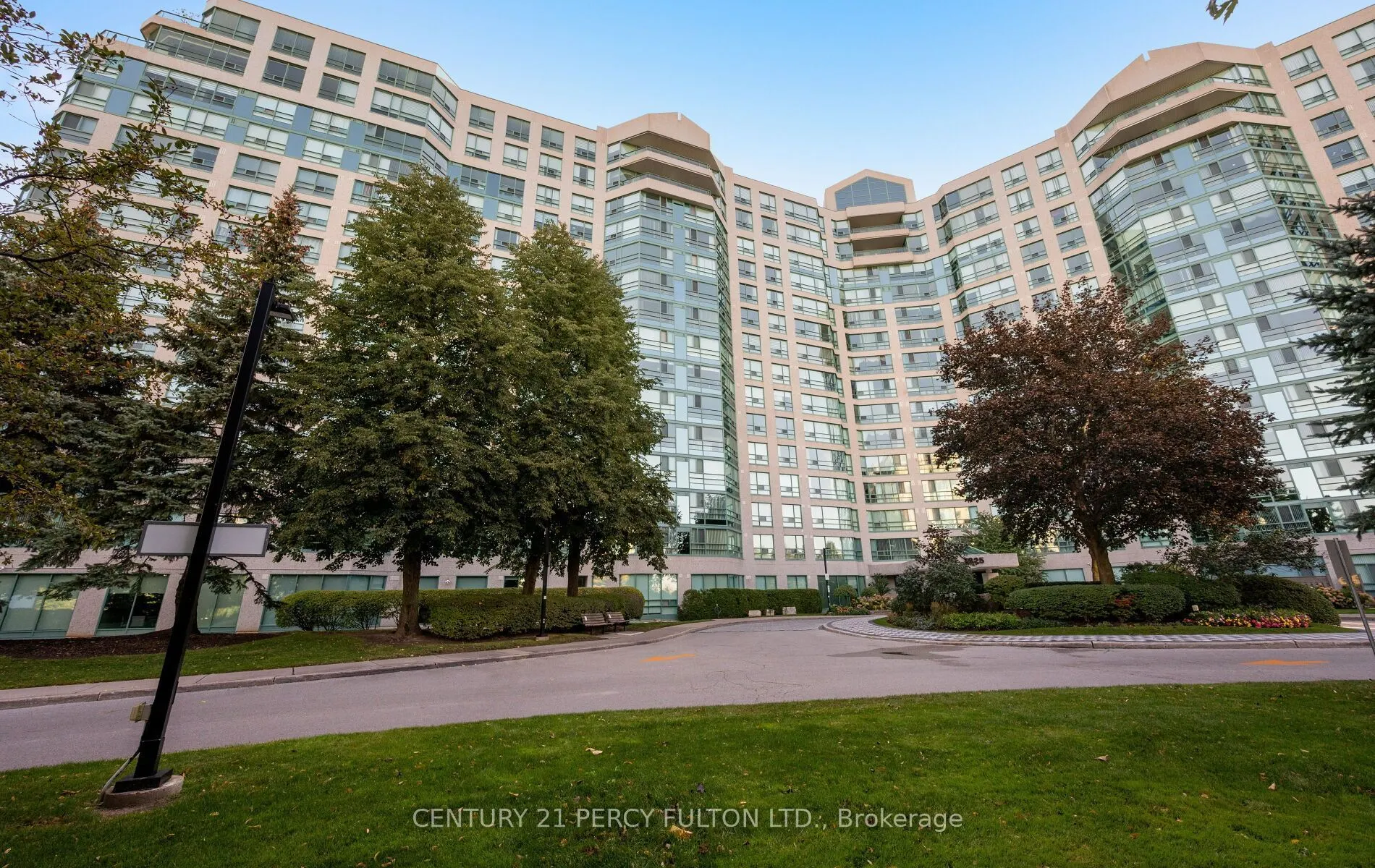 7825 Bayview Avenue #624