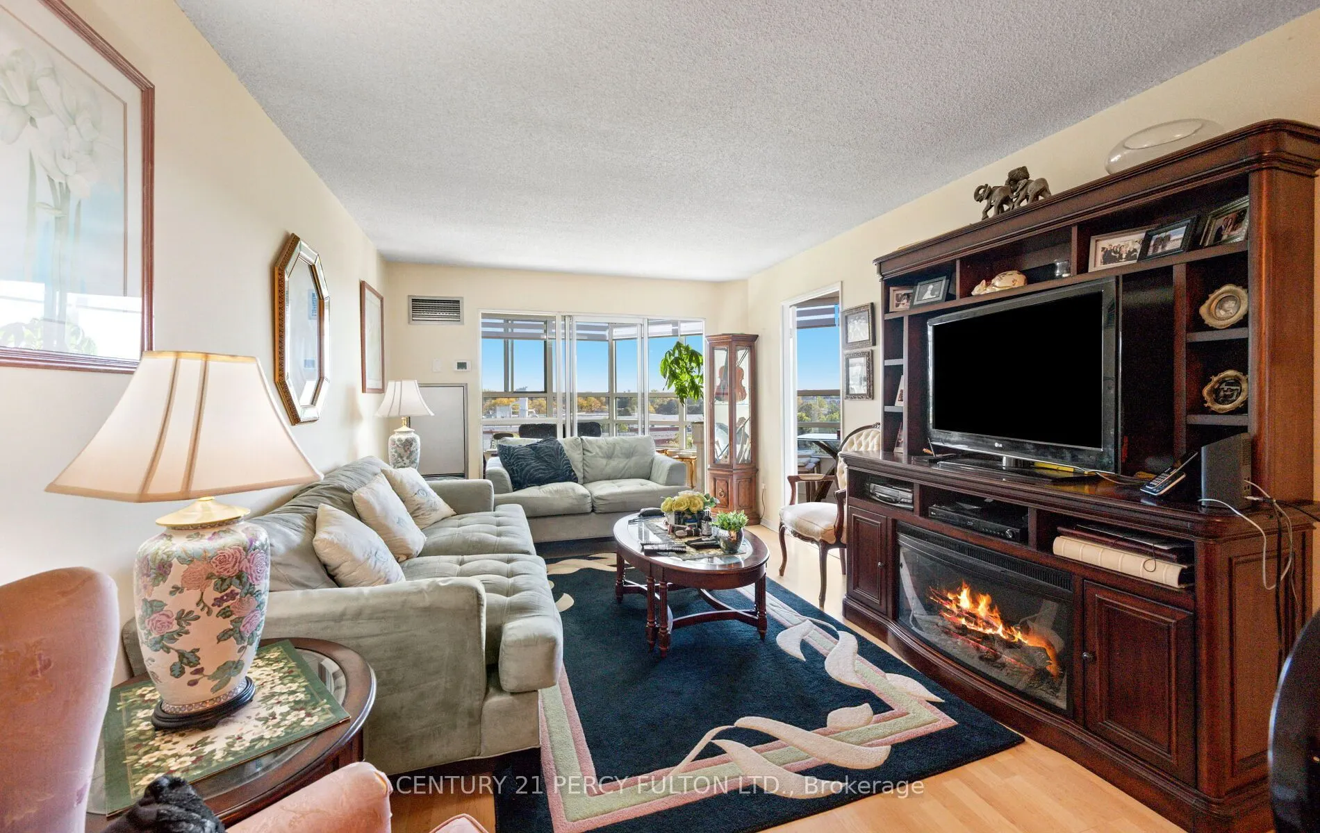 7825 Bayview Avenue #624