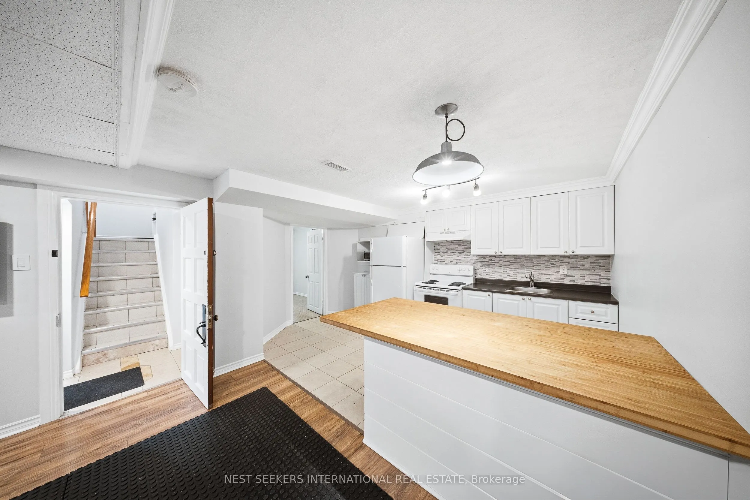 67 Foreht Crescent