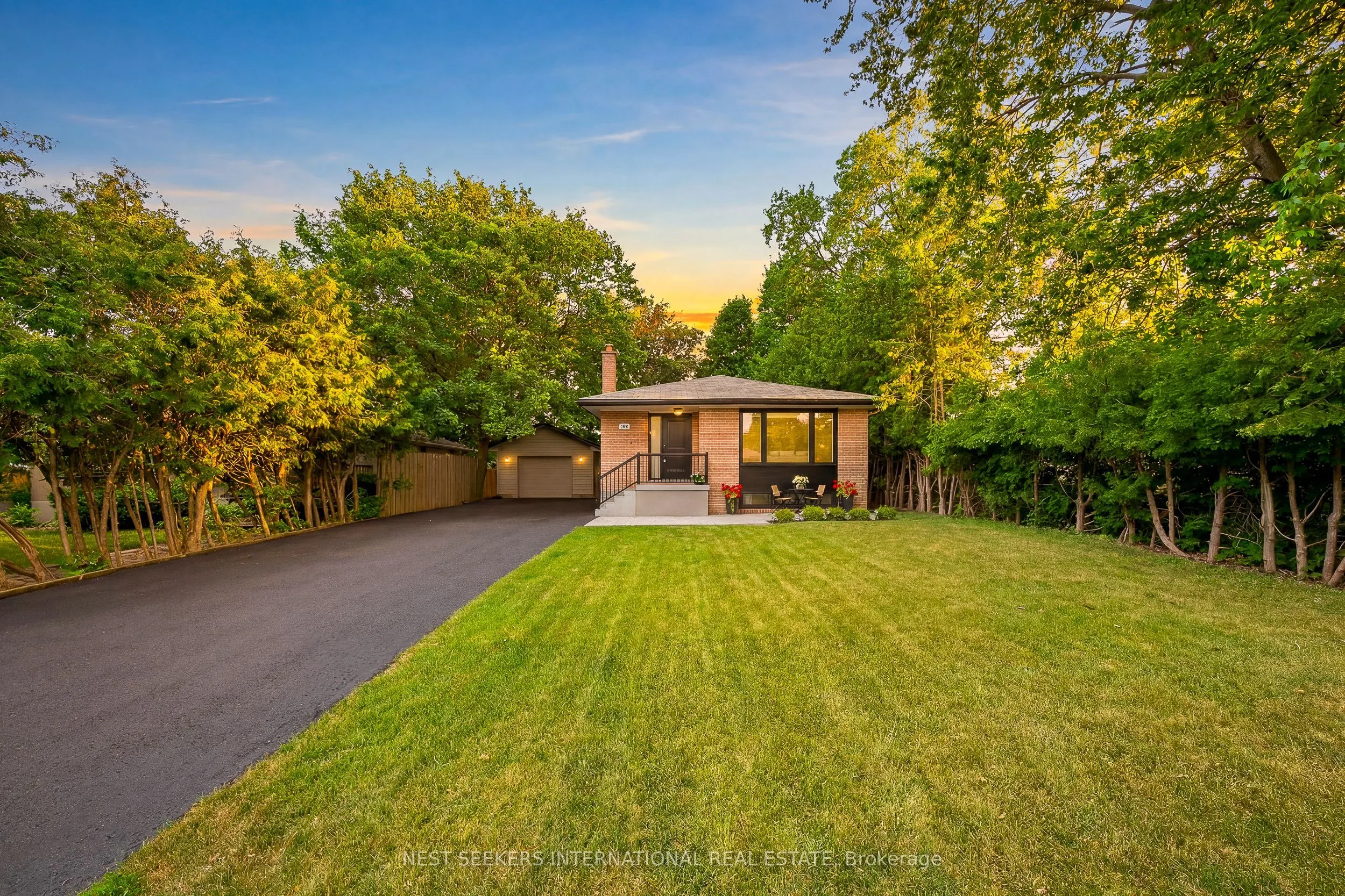 67 Foreht Crescent