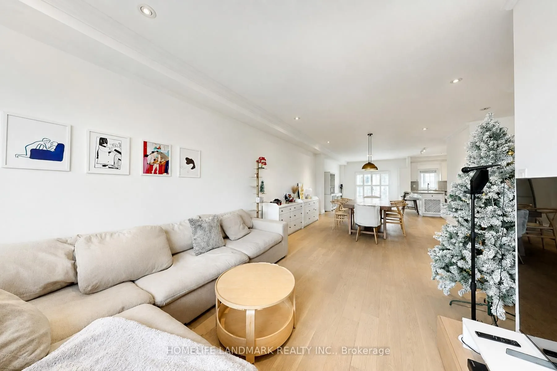 8900 Bathurst Street #27
