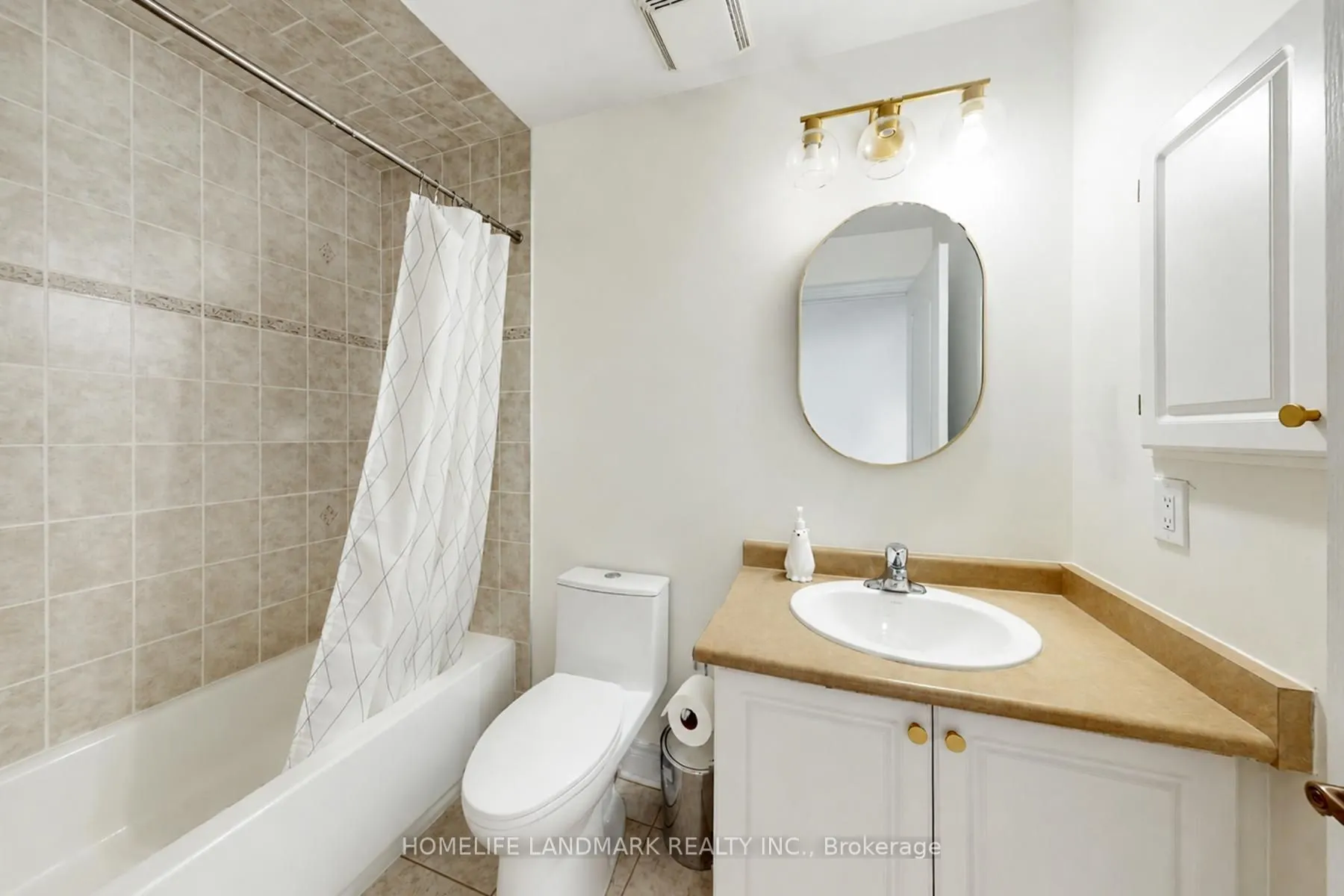 8900 Bathurst Street #27