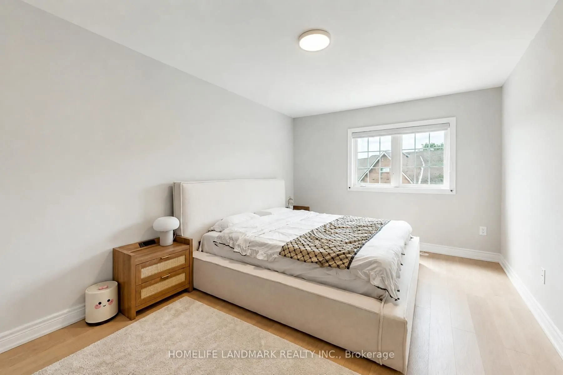 8900 Bathurst Street #27