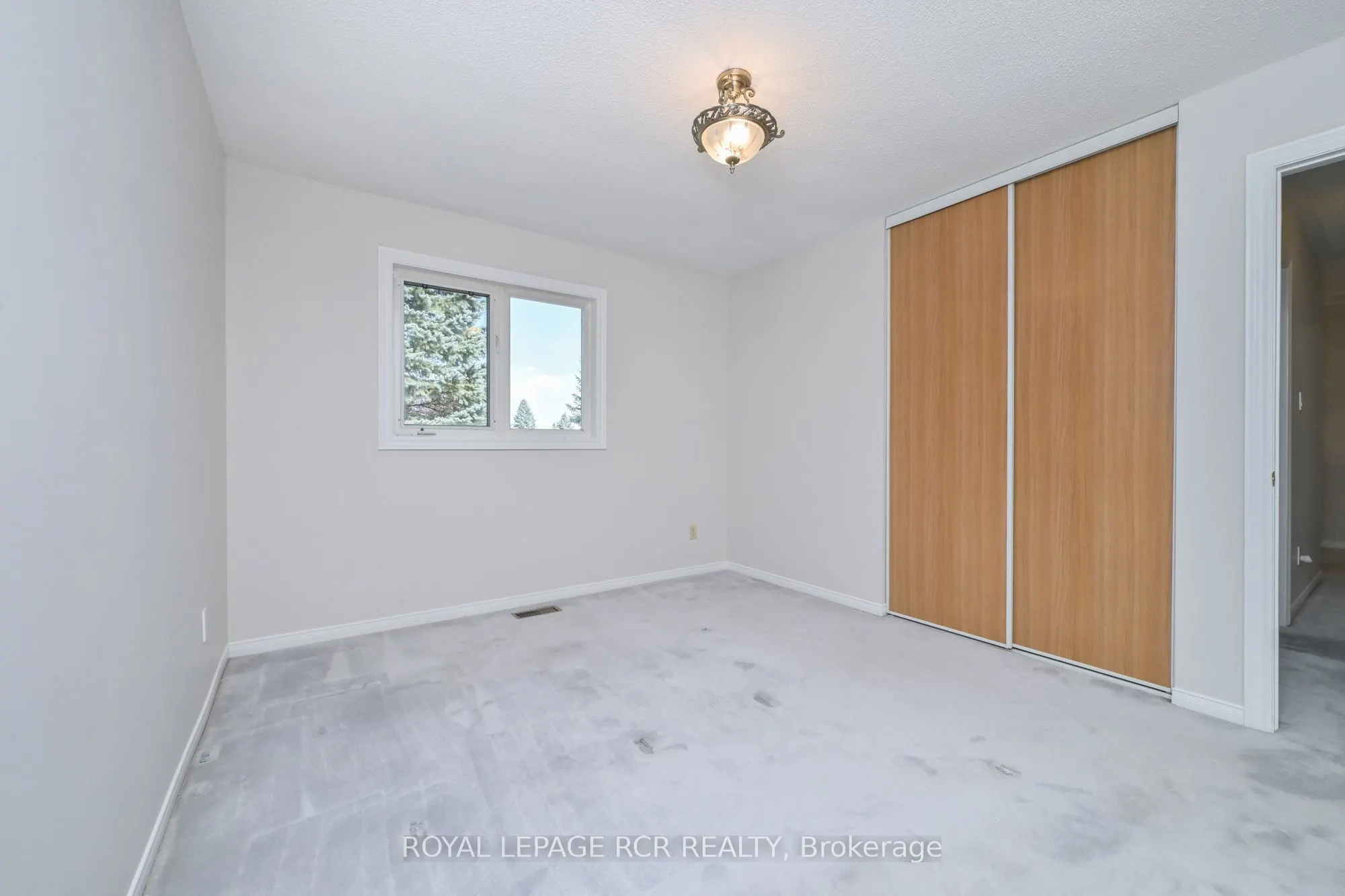 7 Moore Avenue