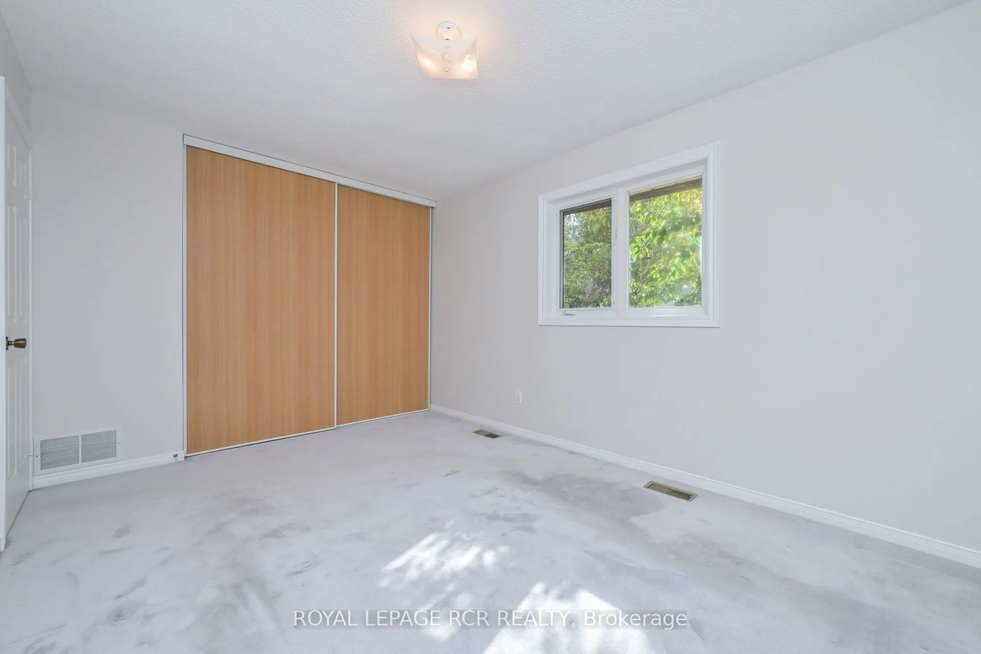 7 Moore Avenue