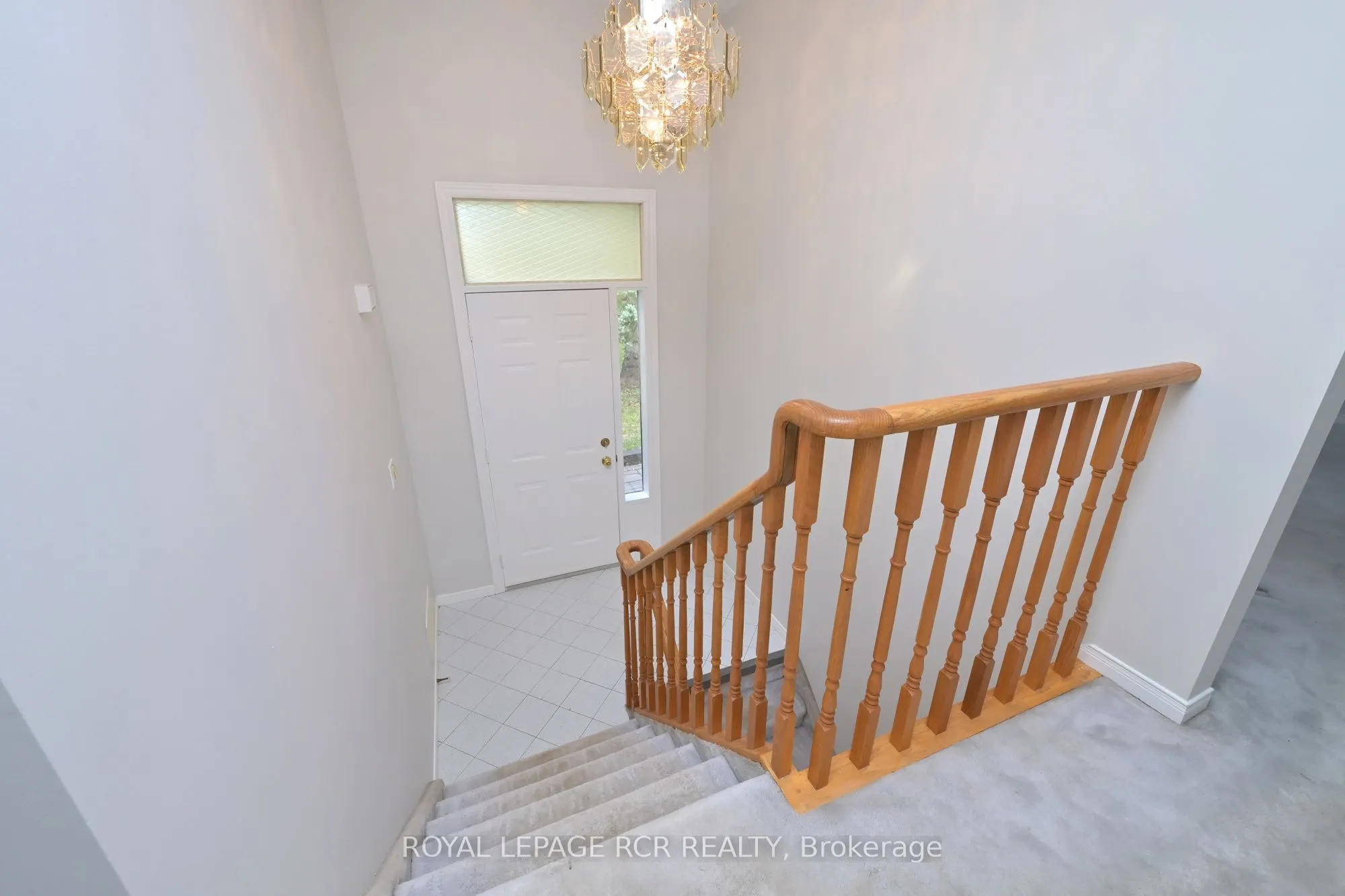 7 Moore Avenue