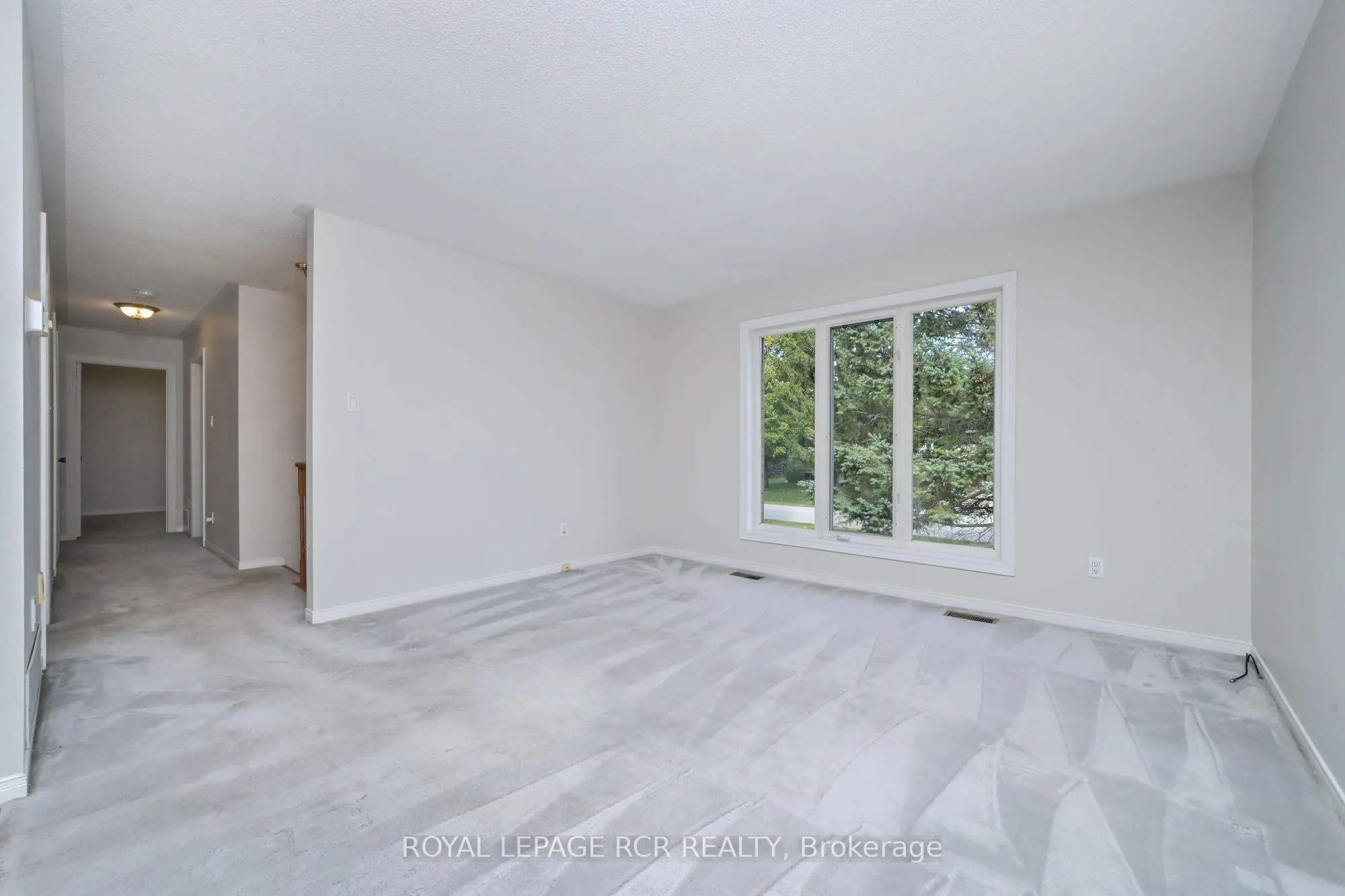 7 Moore Avenue