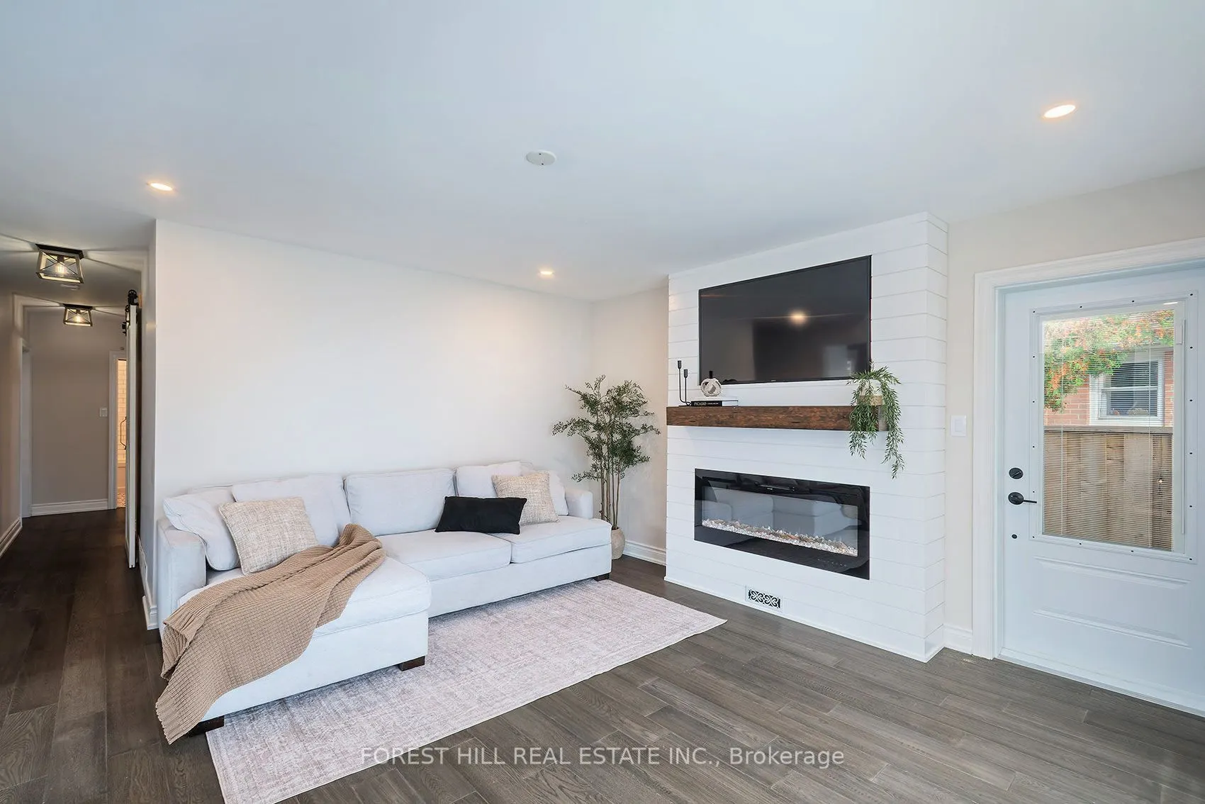 120 Cherrywood Drive