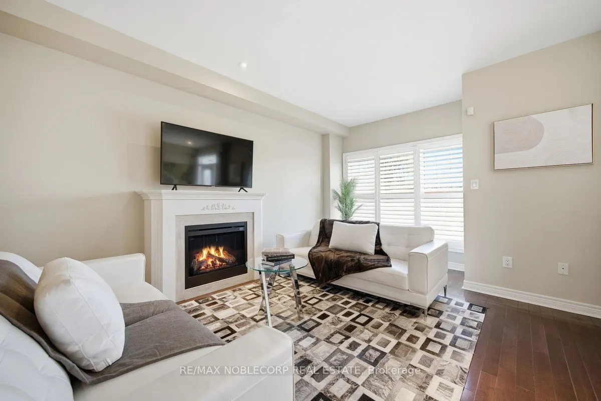 8900 Bathurst Street #37