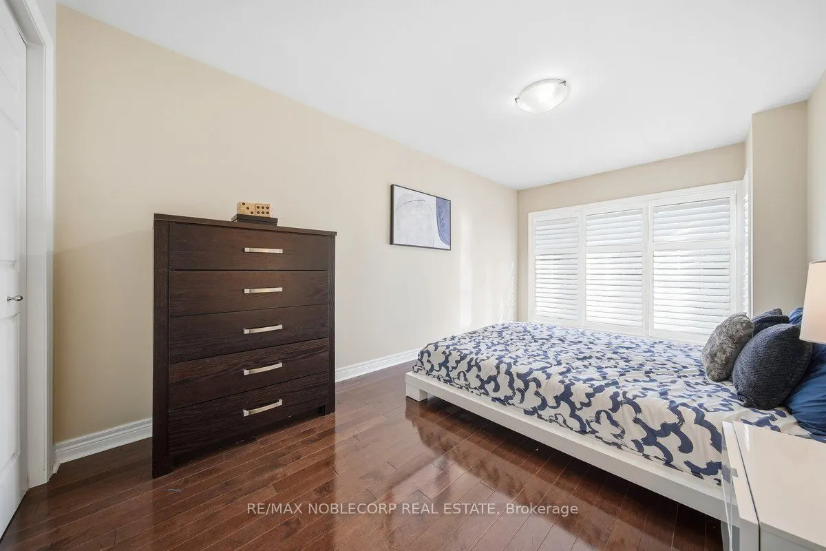 8900 Bathurst Street #37