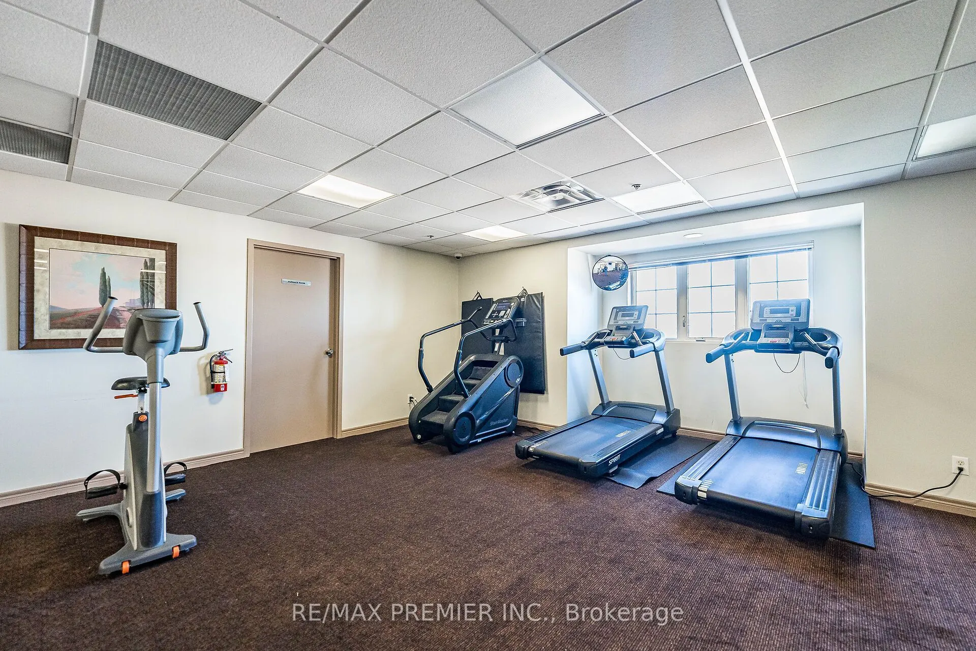 9451 Jane Street #304