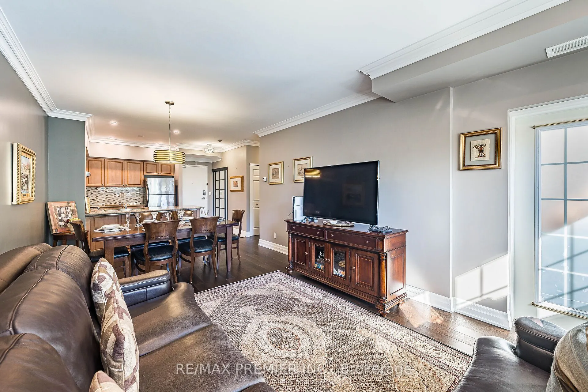 9451 Jane Street #304