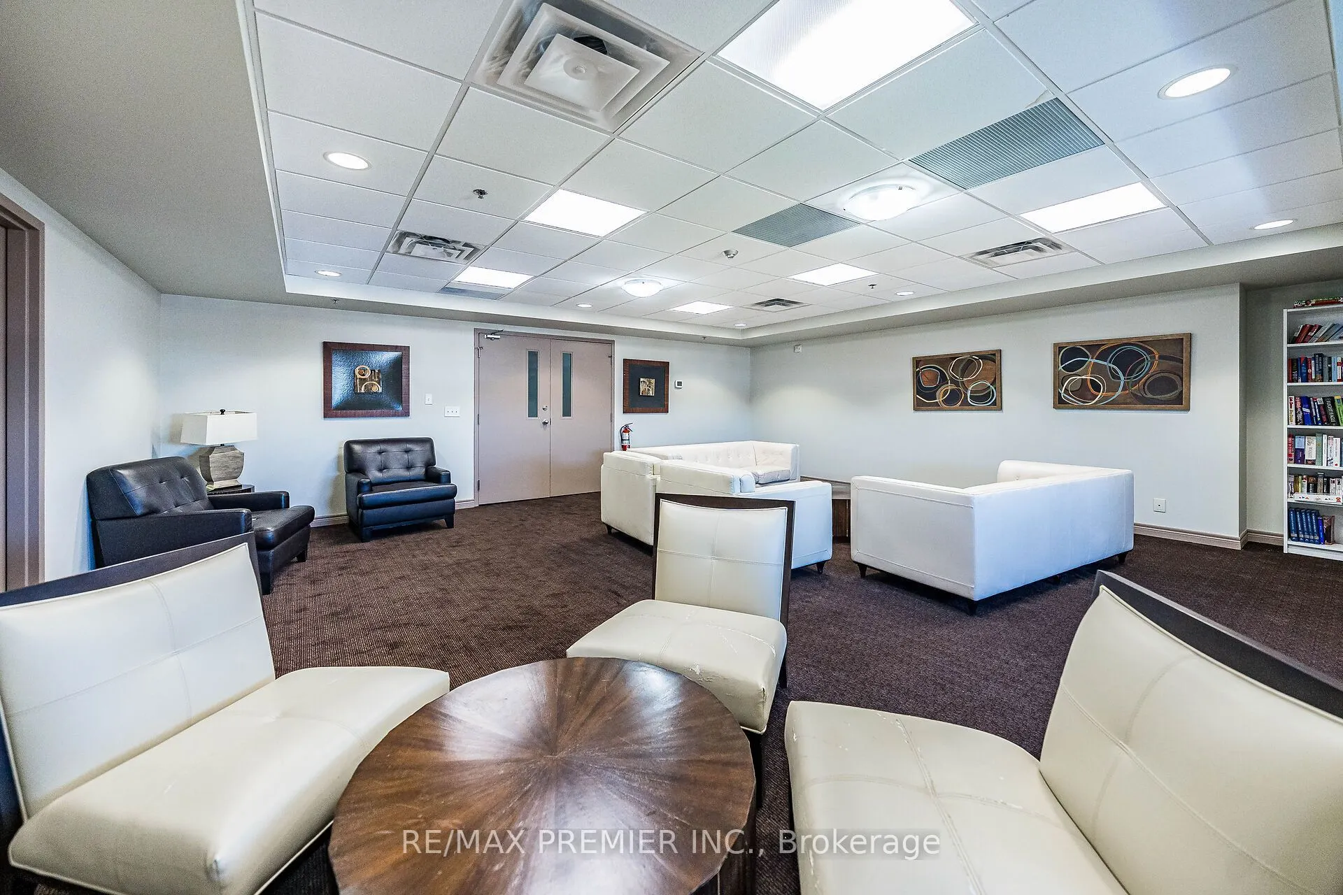 9451 Jane Street #304