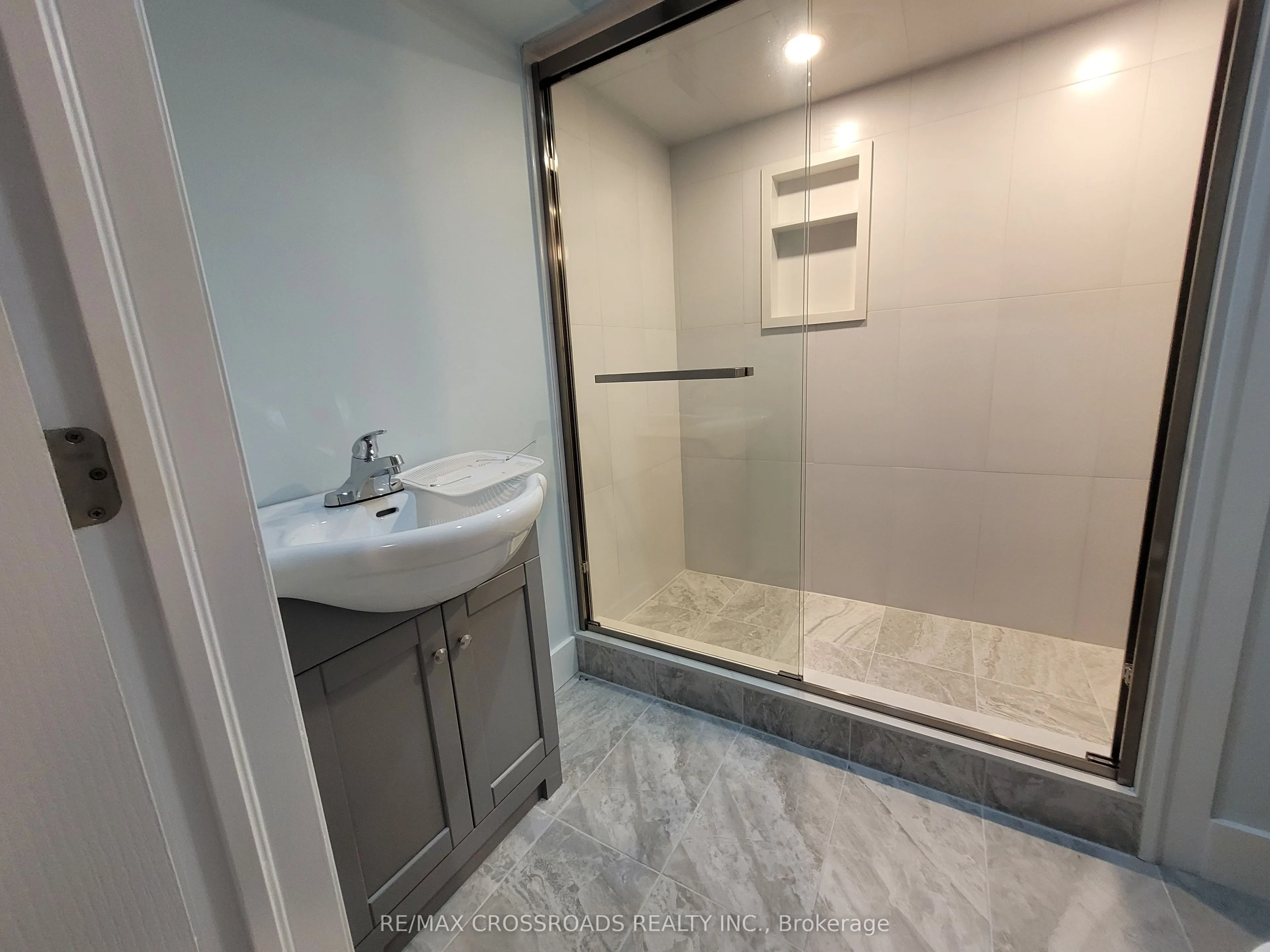 157 Antorisa Avenue #Lower