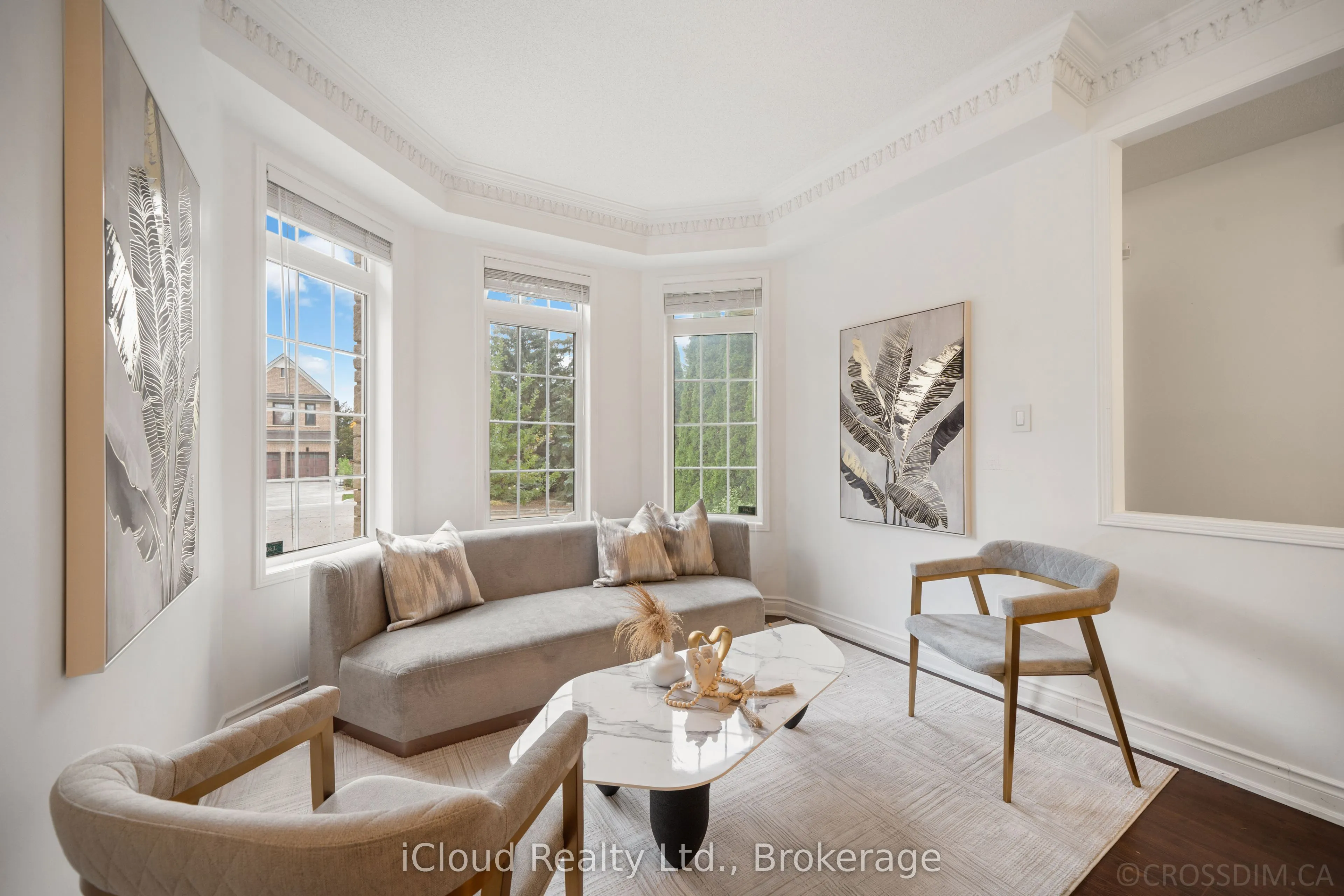 60 Tuscana Boulevard