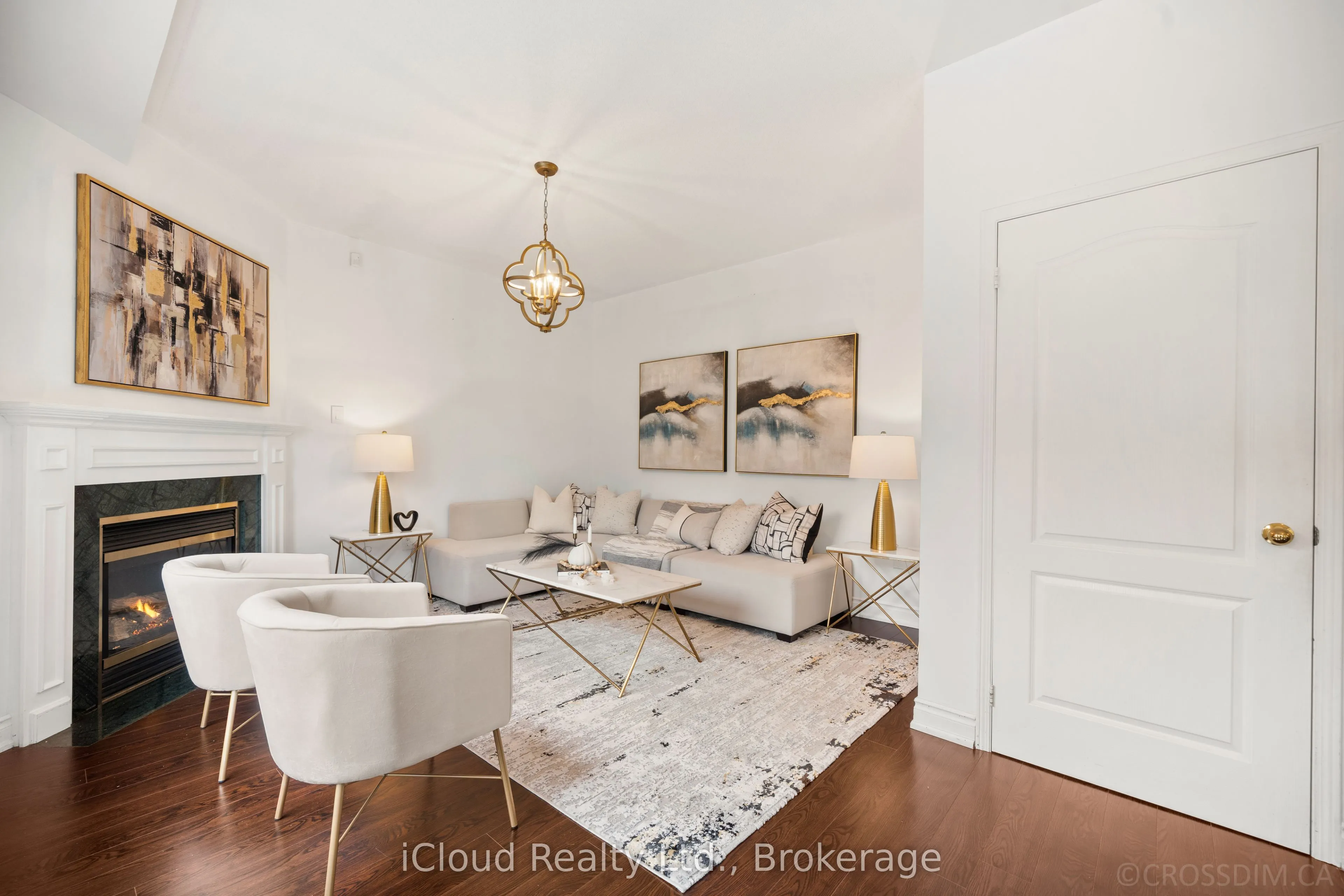 60 Tuscana Boulevard