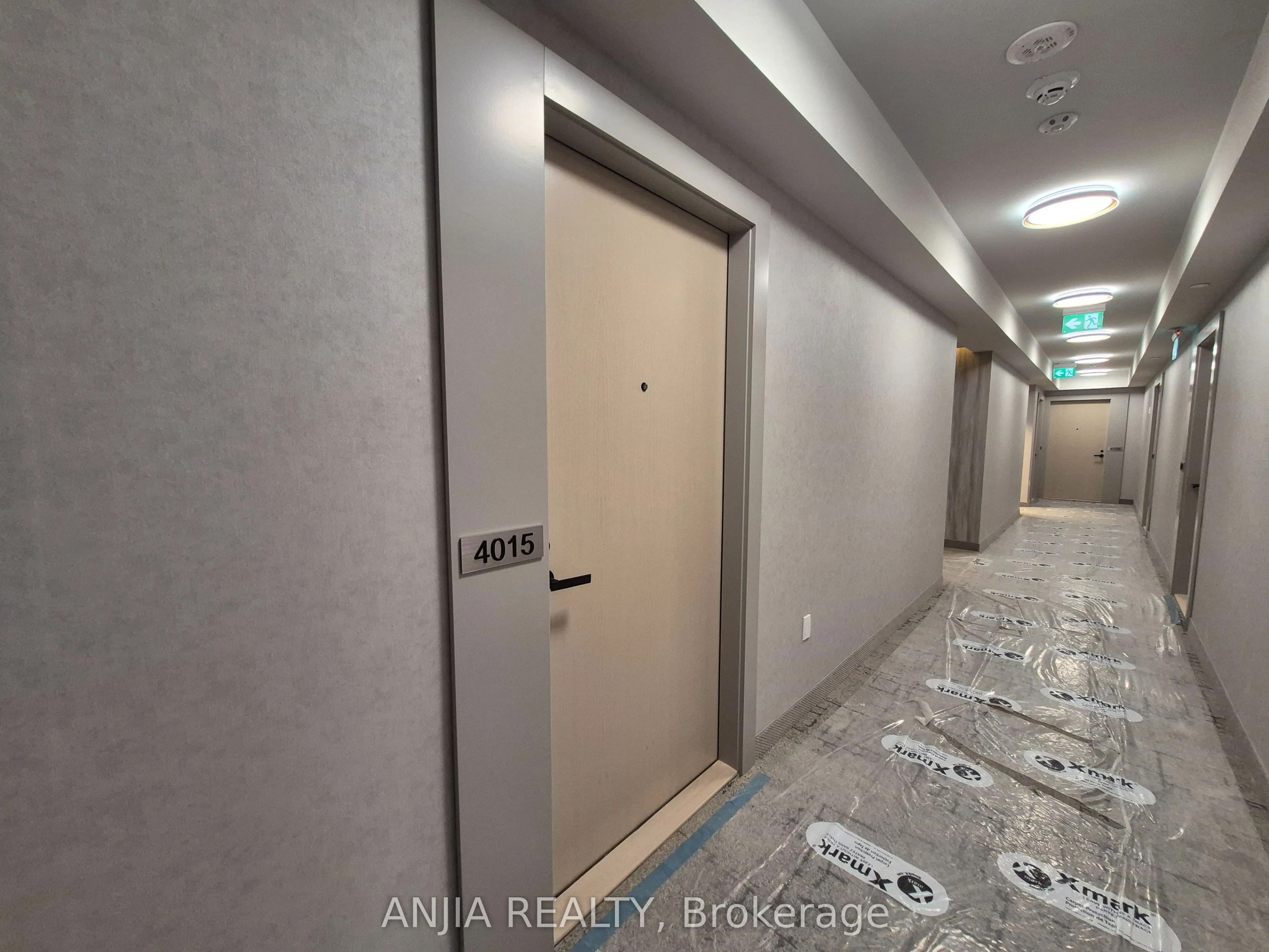 225 COMMERCE Street #4015