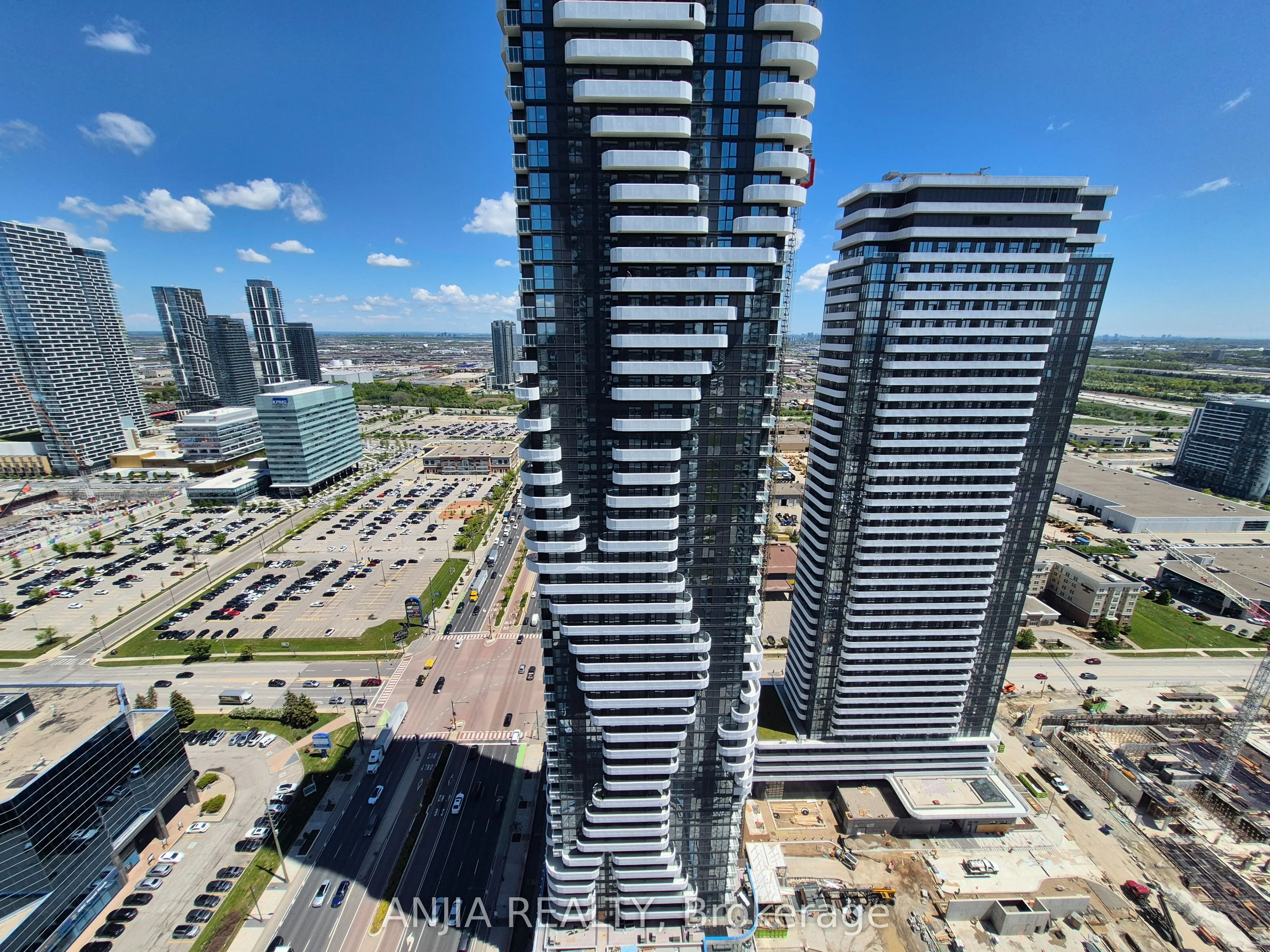 225 COMMERCE Street #4015