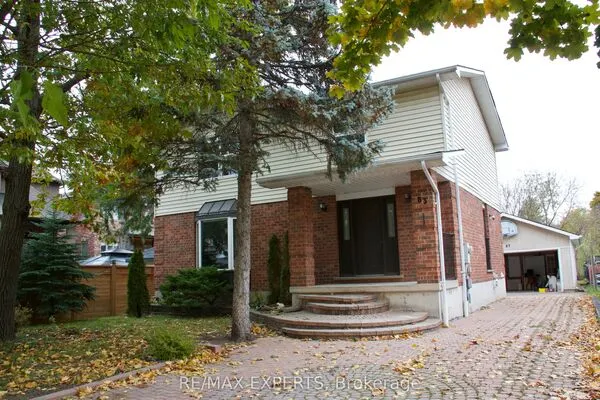 83 Moray Avenue
