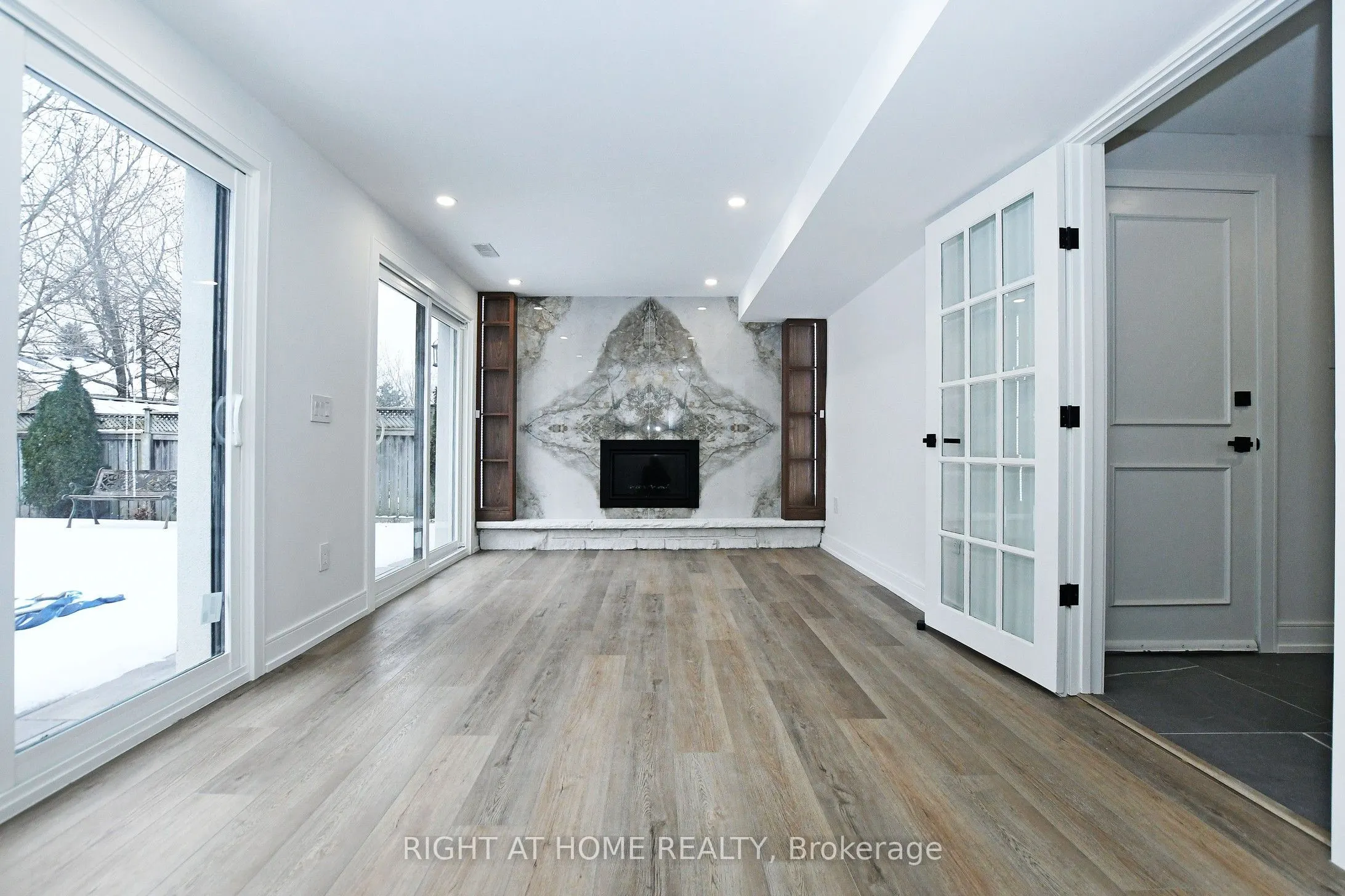 8 Hill Drive