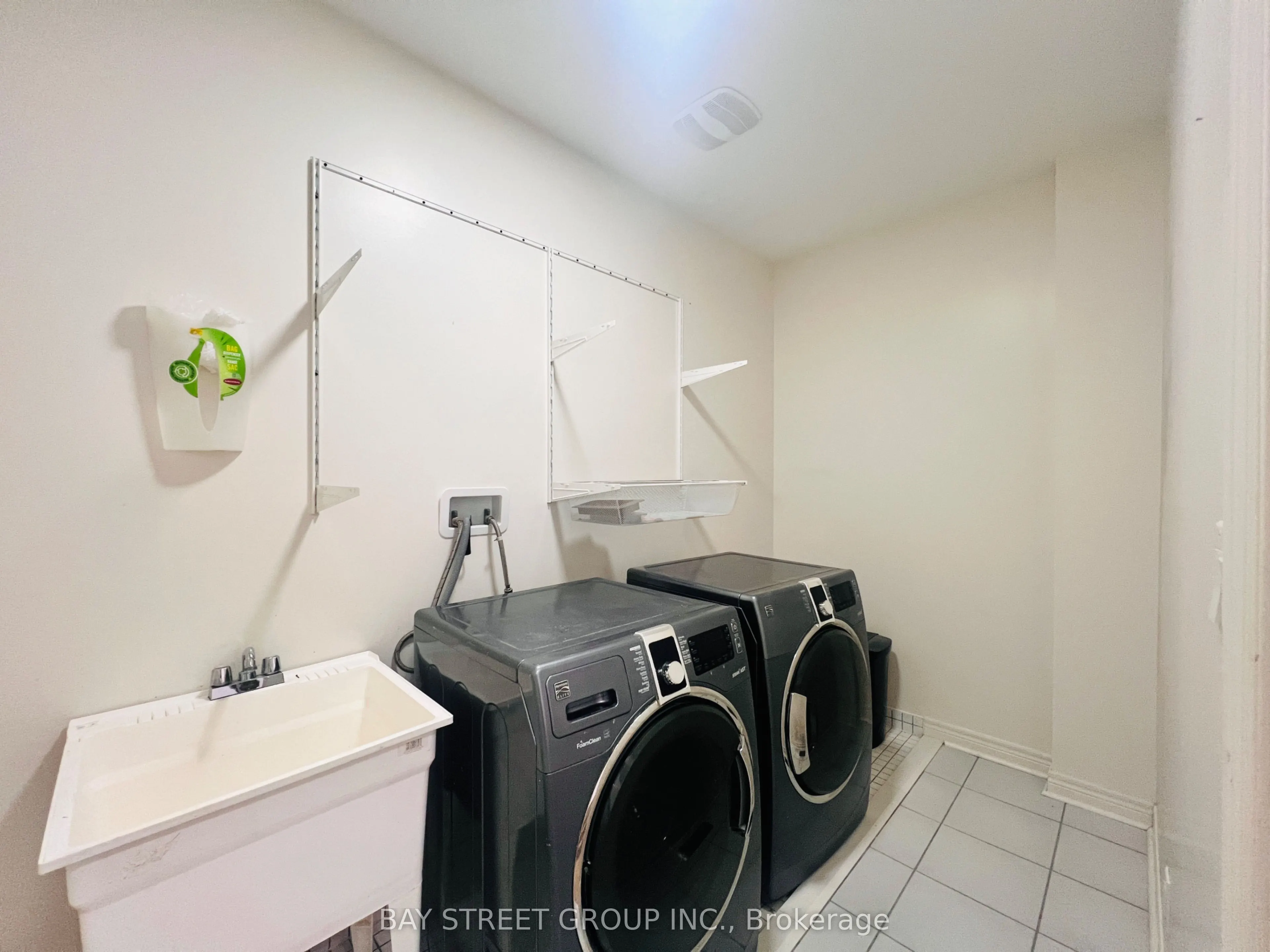 81 Sutcliffe Way
