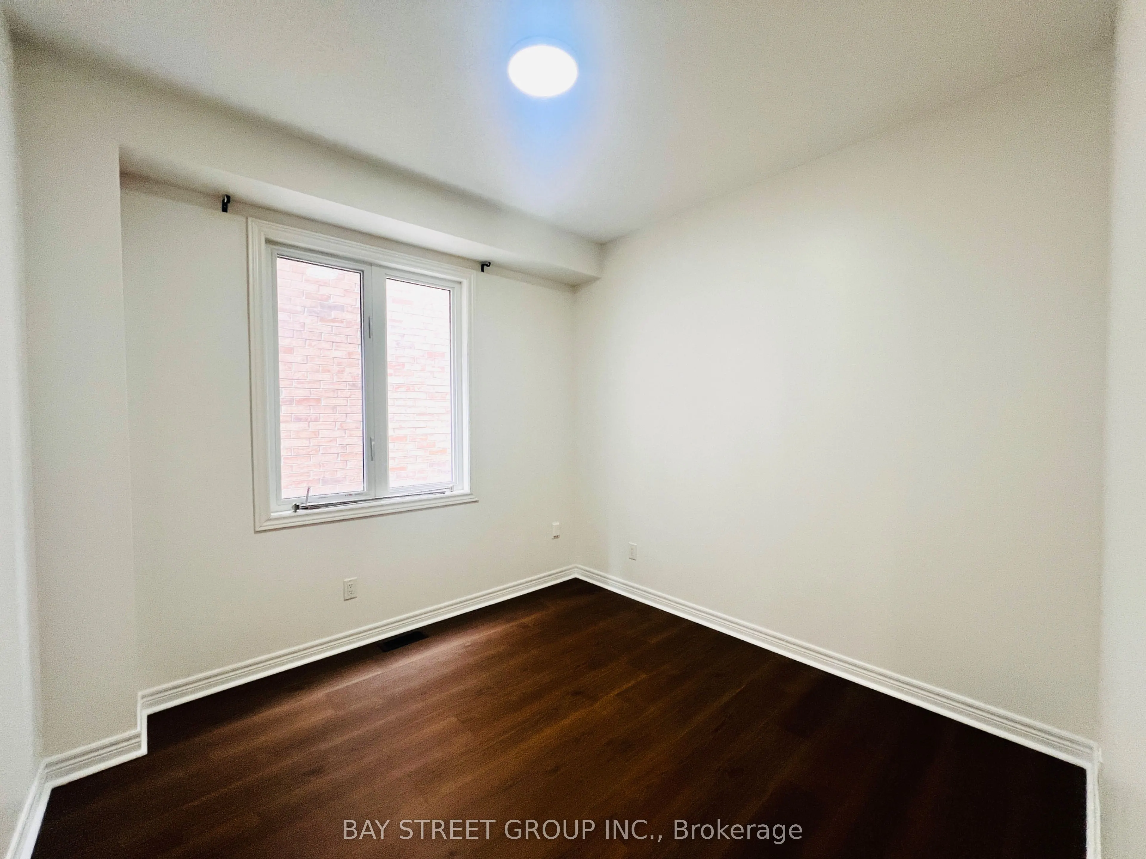 81 Sutcliffe Way