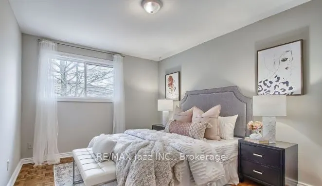 676 Mountview Place