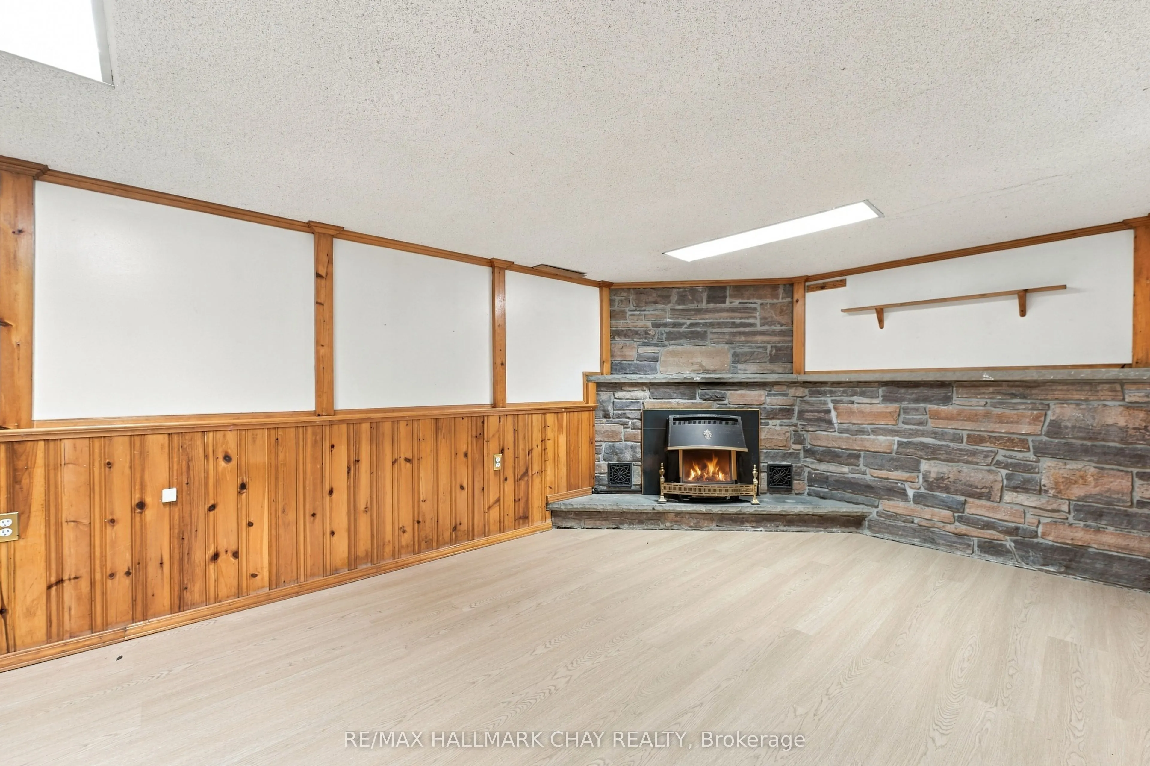 11 Davidson Road