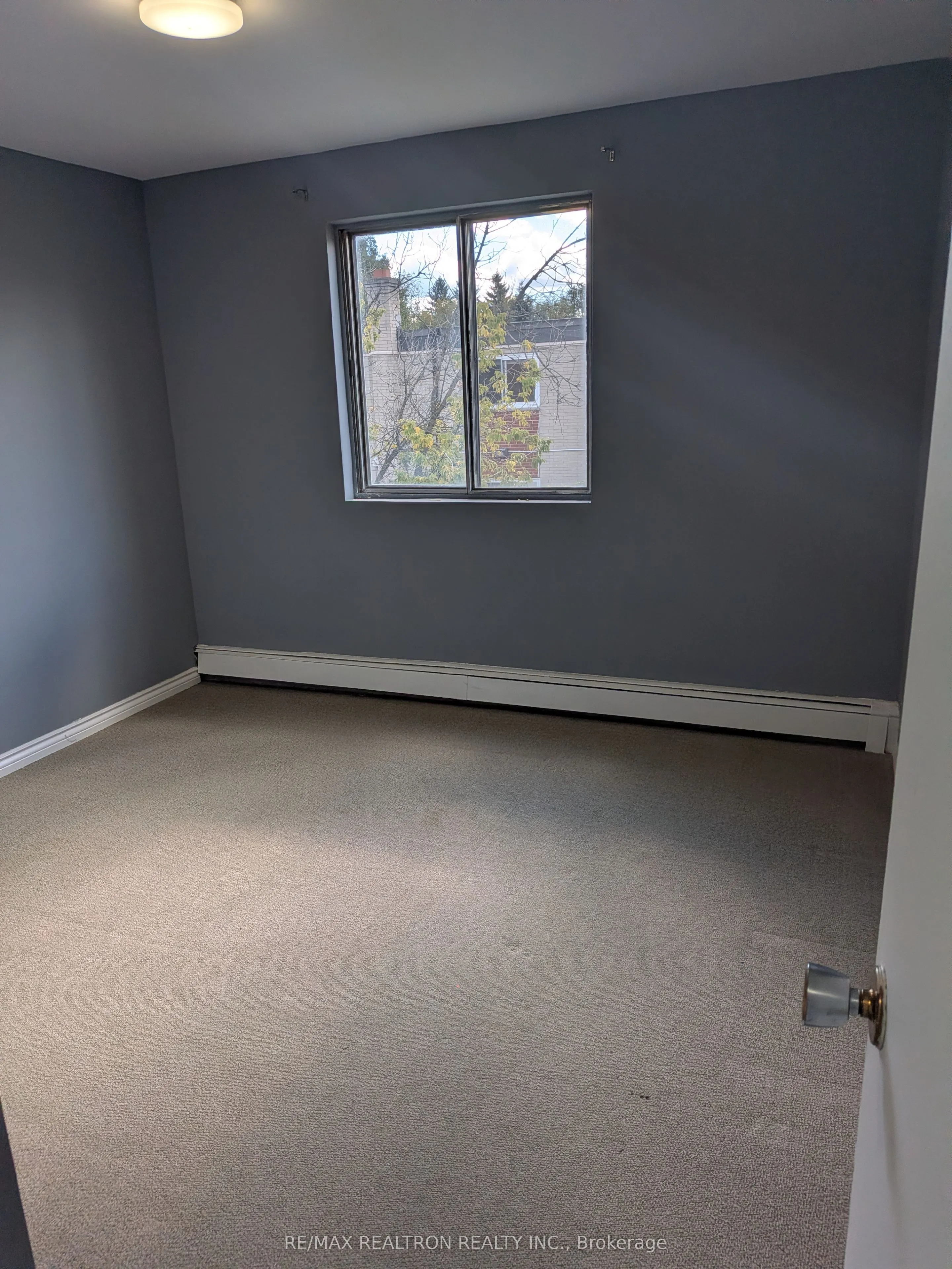 35 Huron Heights Drive #15