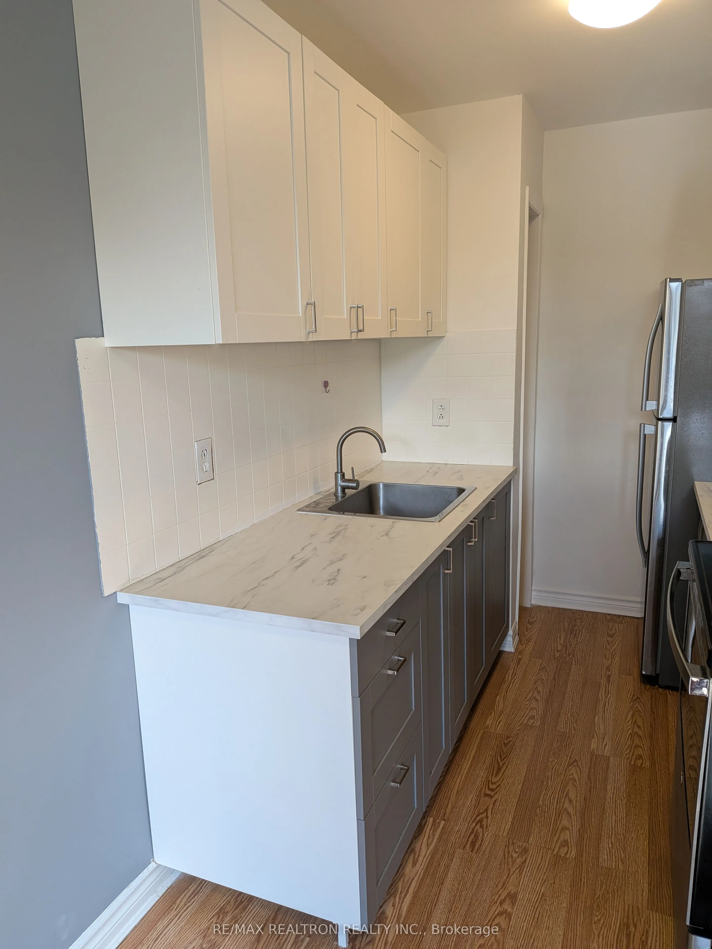 35 Huron Heights Drive #15