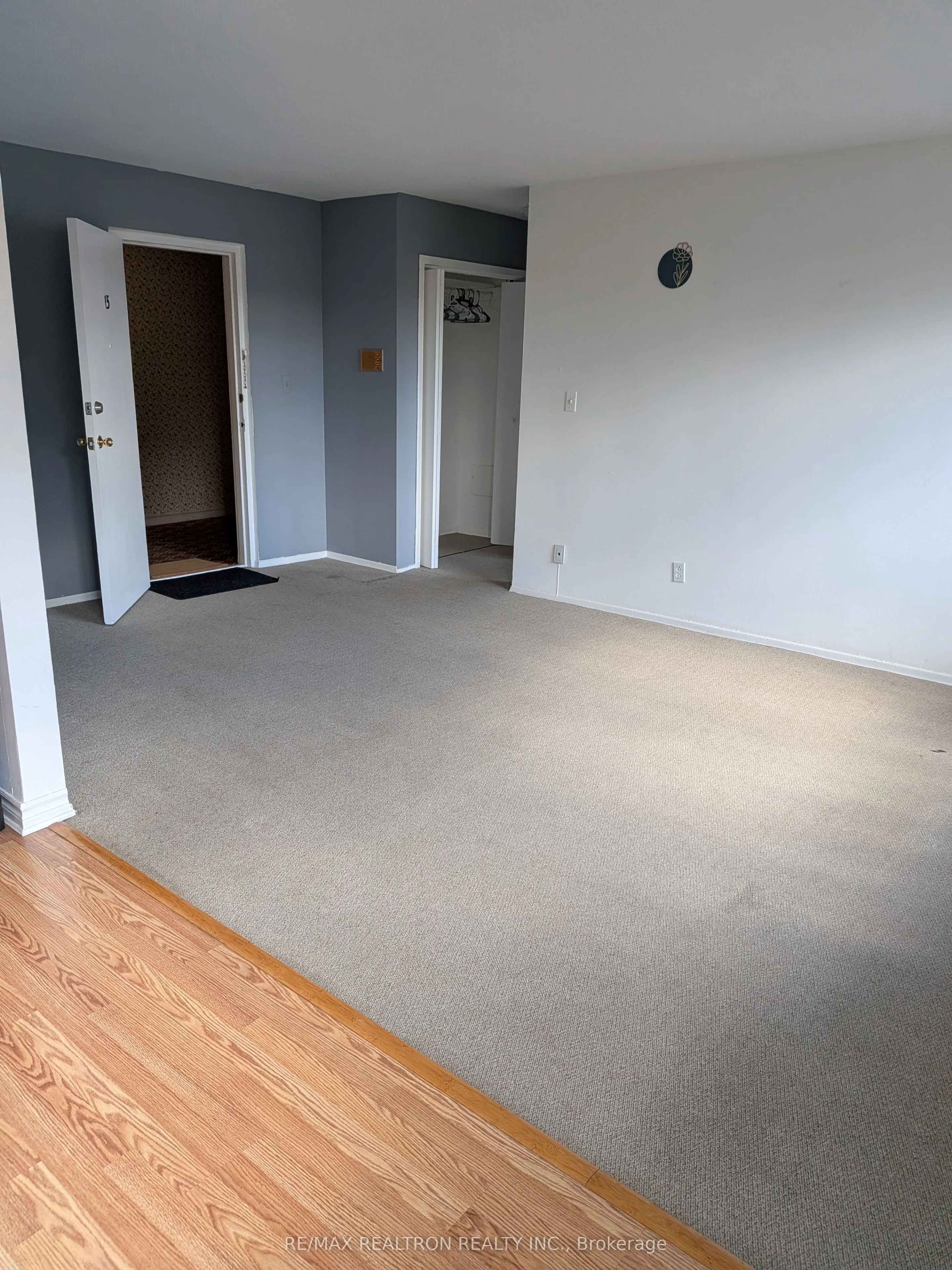 35 Huron Heights Drive #15