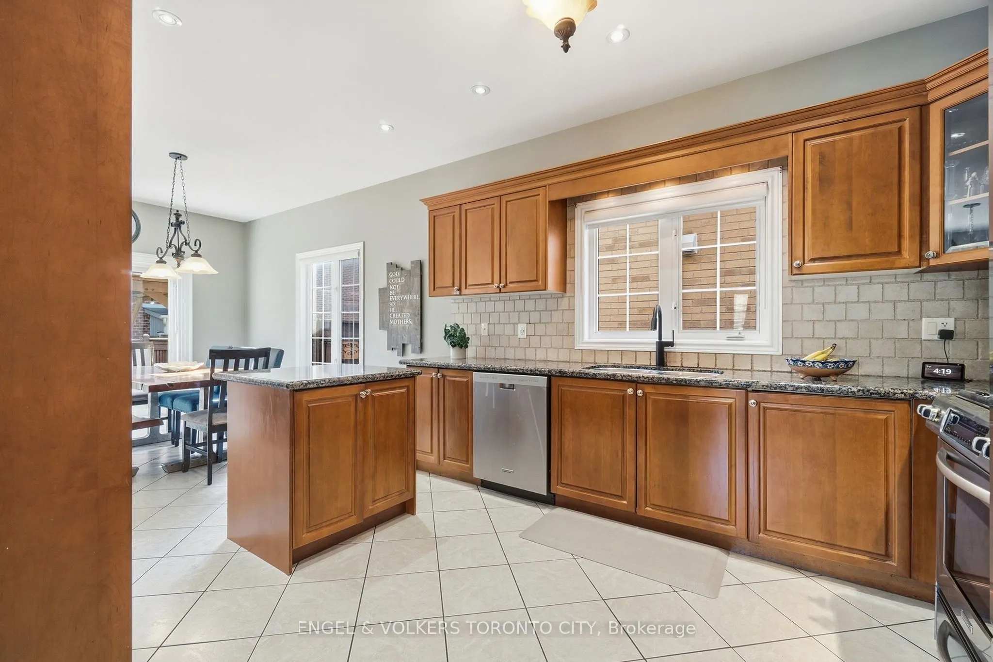 311 Maria Antonia Road