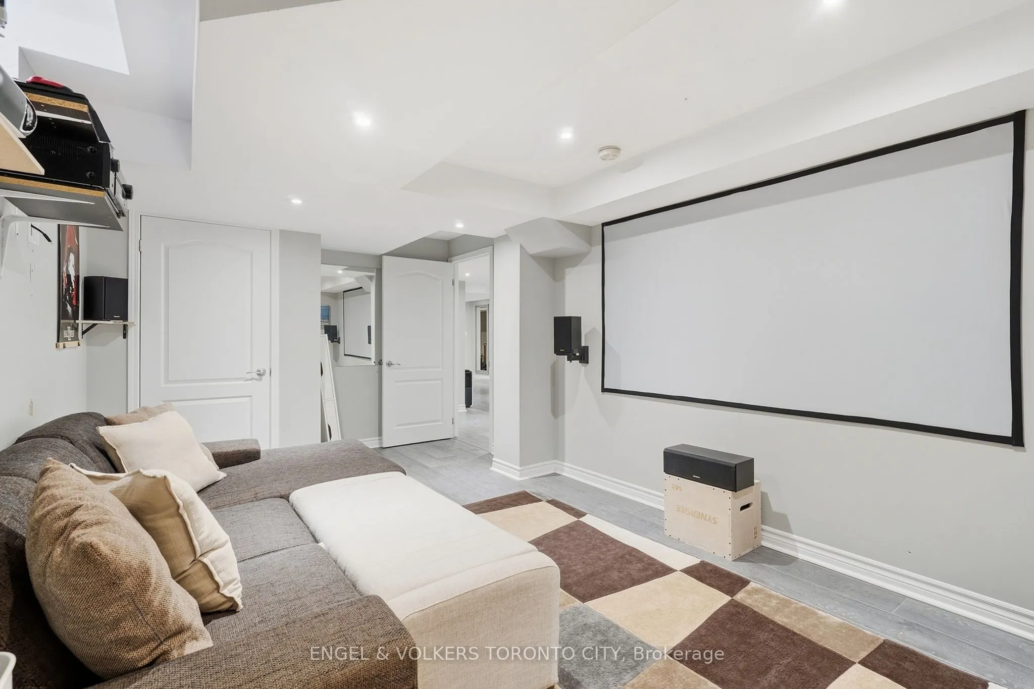 311 Maria Antonia Road