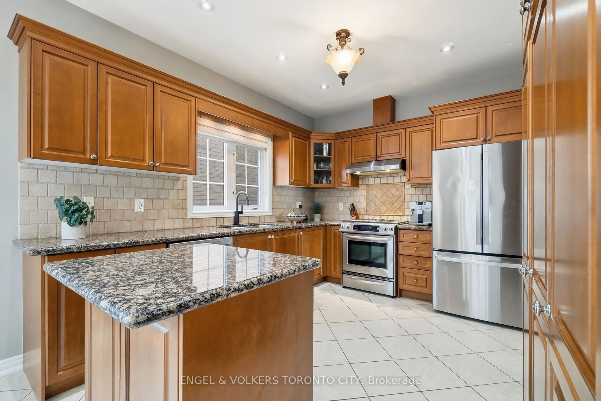 311 Maria Antonia Road