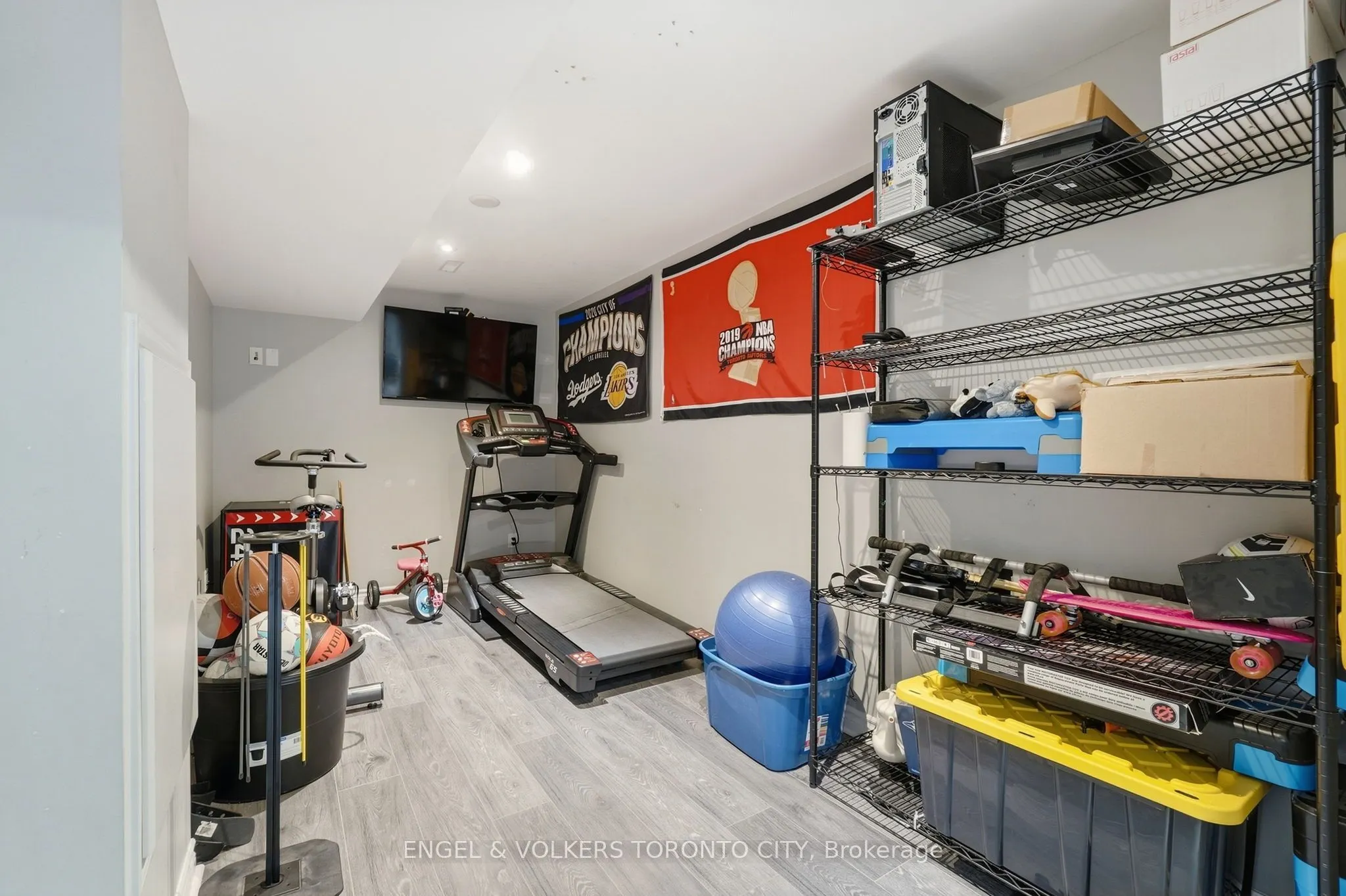 311 Maria Antonia Road