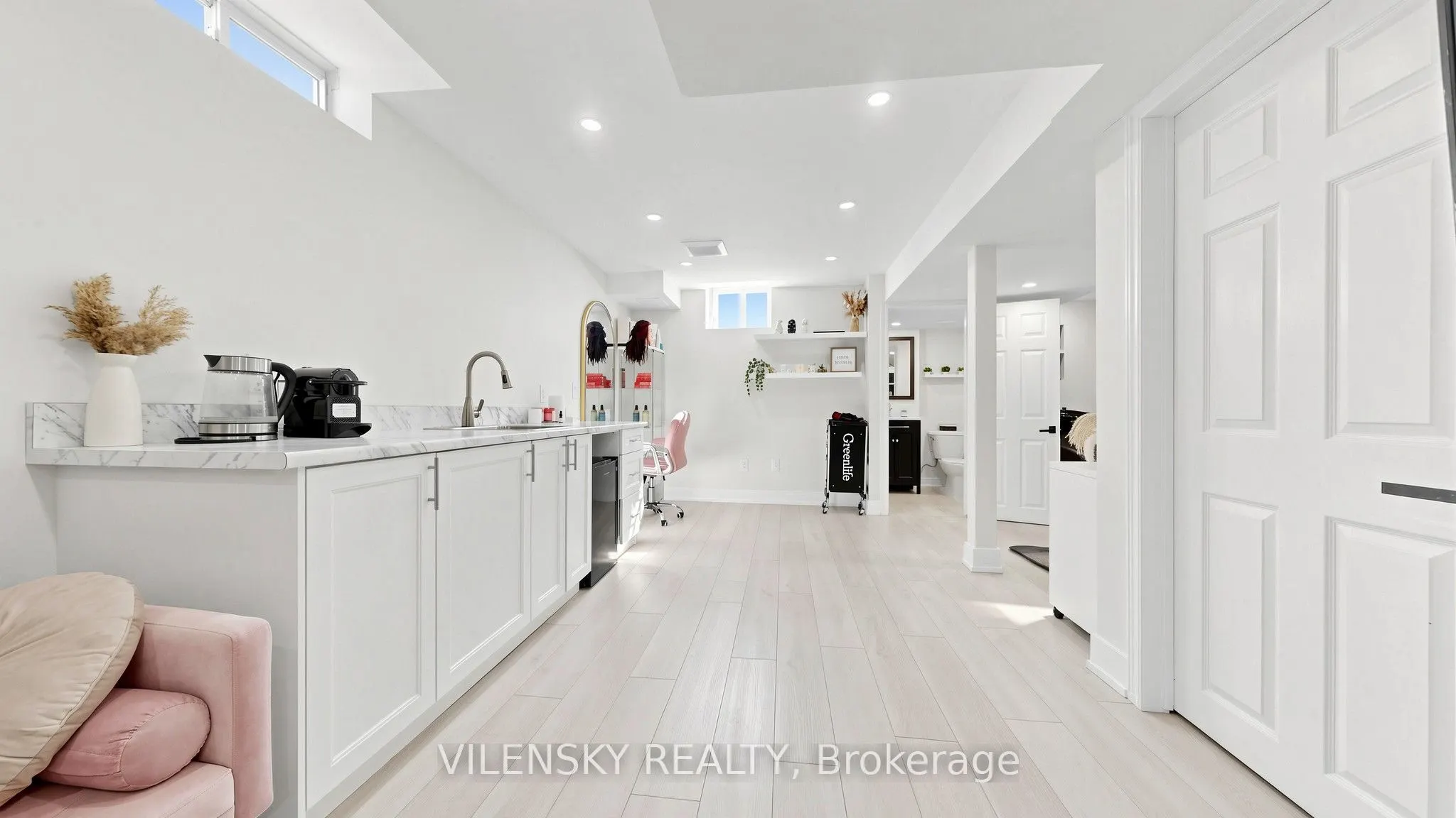 66 Catalpa Crescent