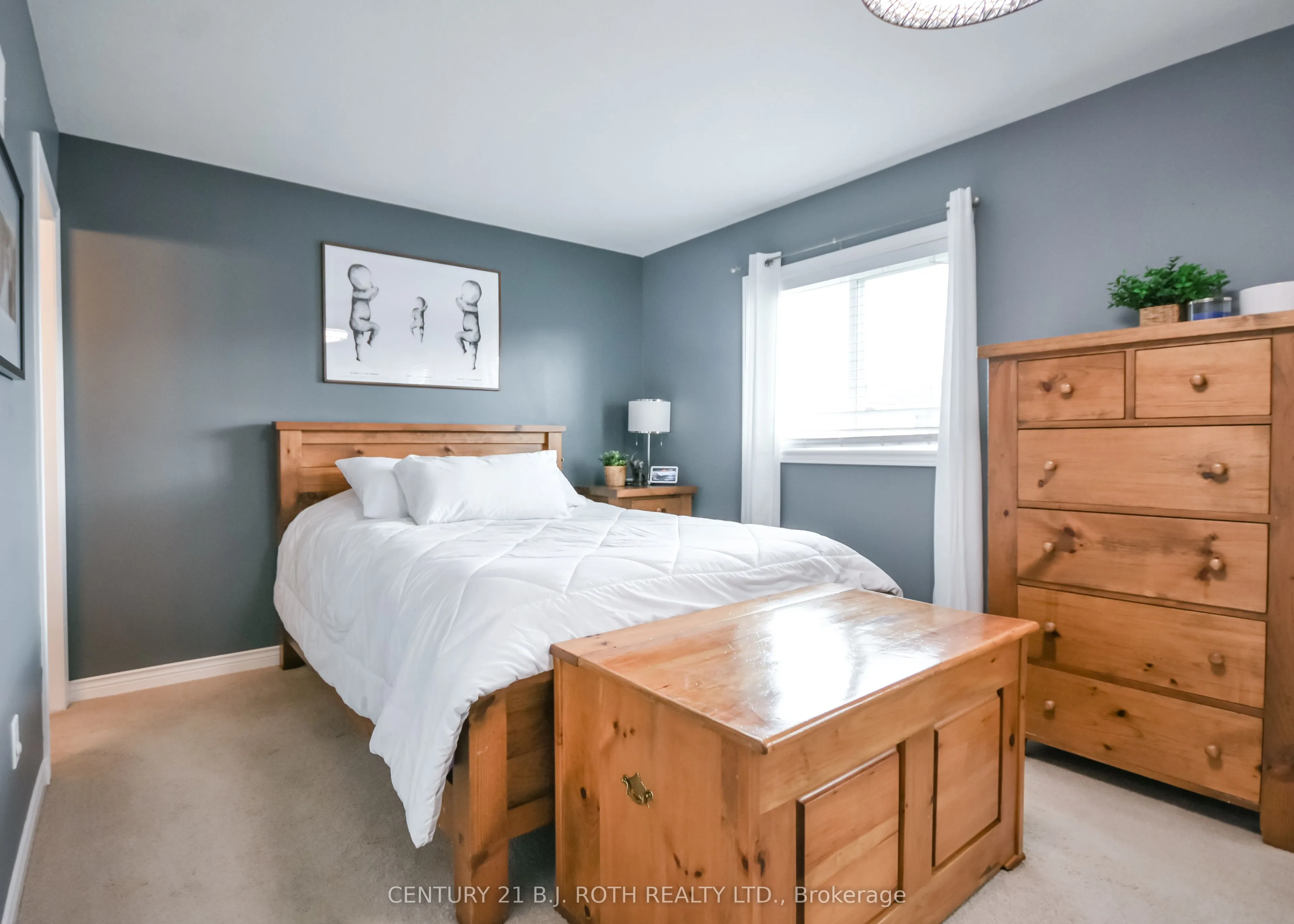 114 Stonemount Crescent