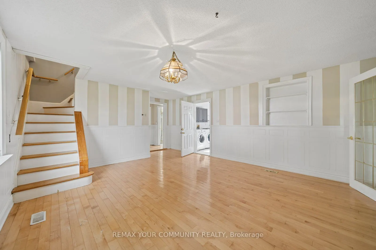 5440 Yonge Street