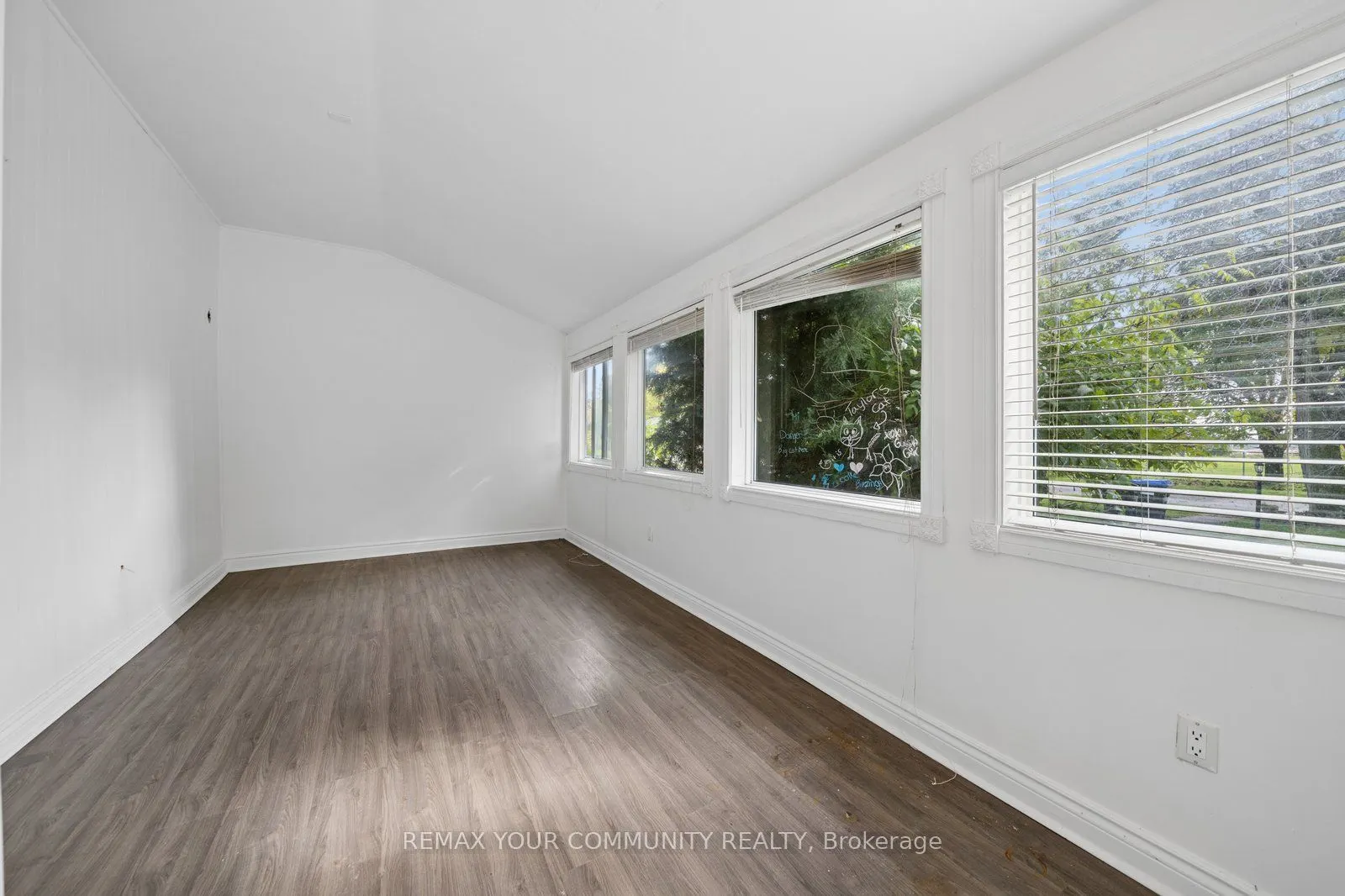 5440 Yonge Street