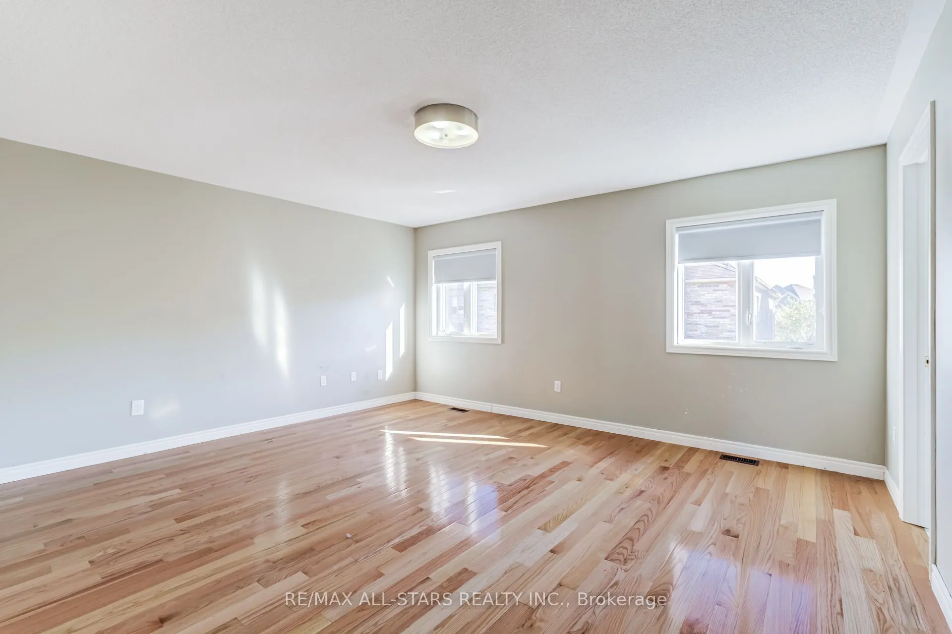 106 Creekland Avenue