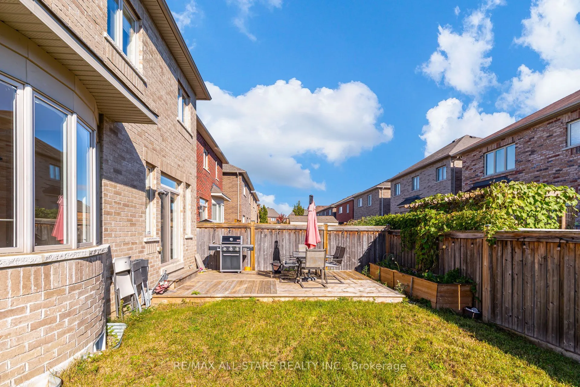 106 Creekland Avenue