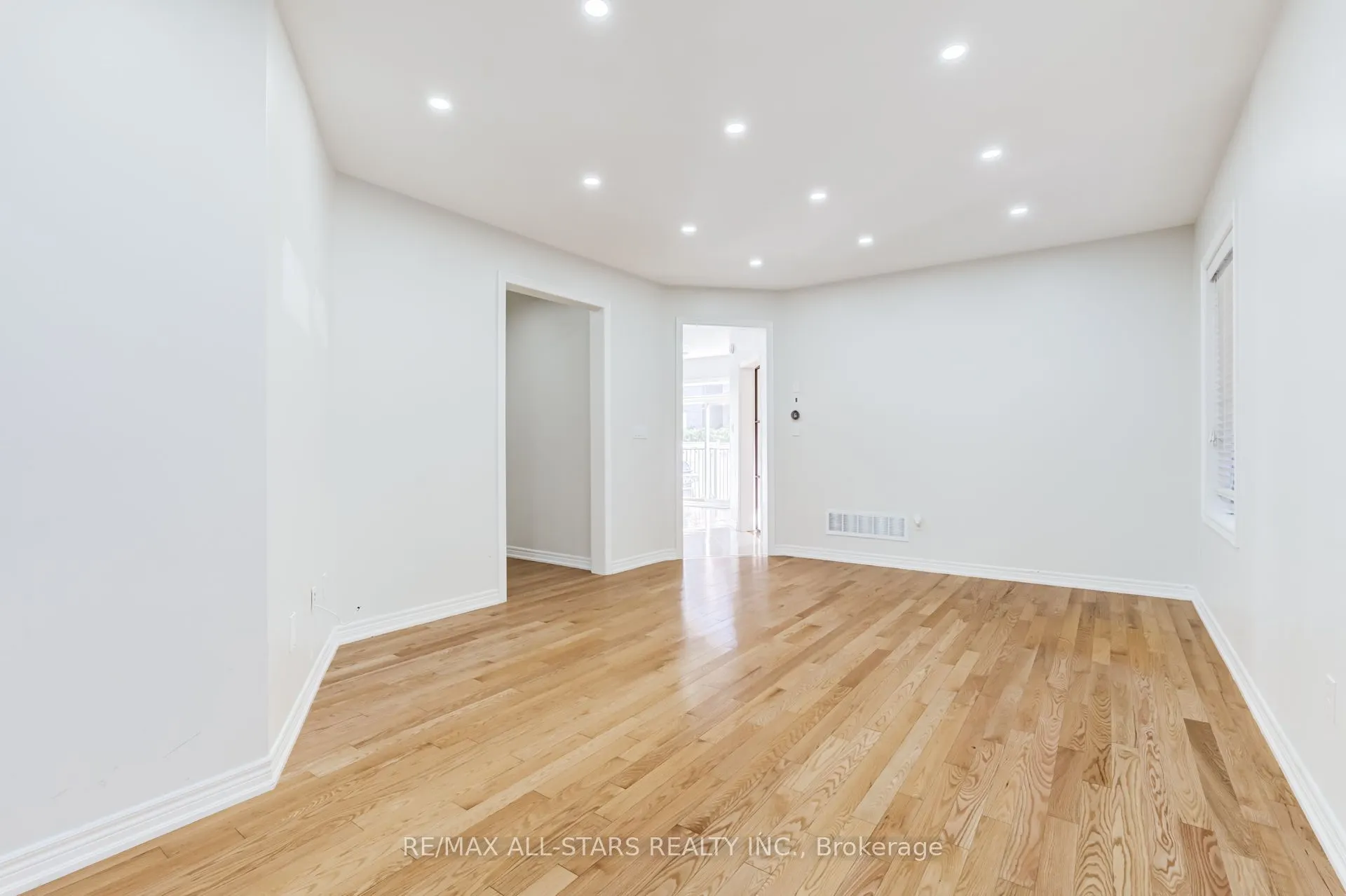 106 Creekland Avenue