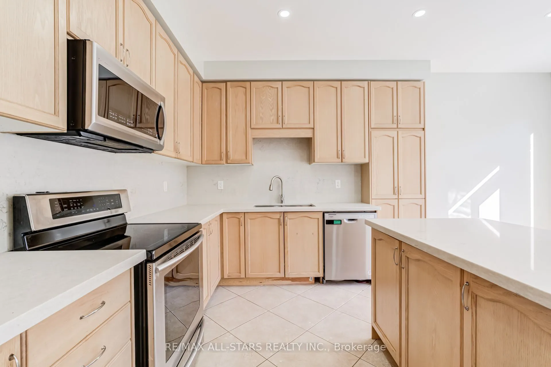 106 Creekland Avenue