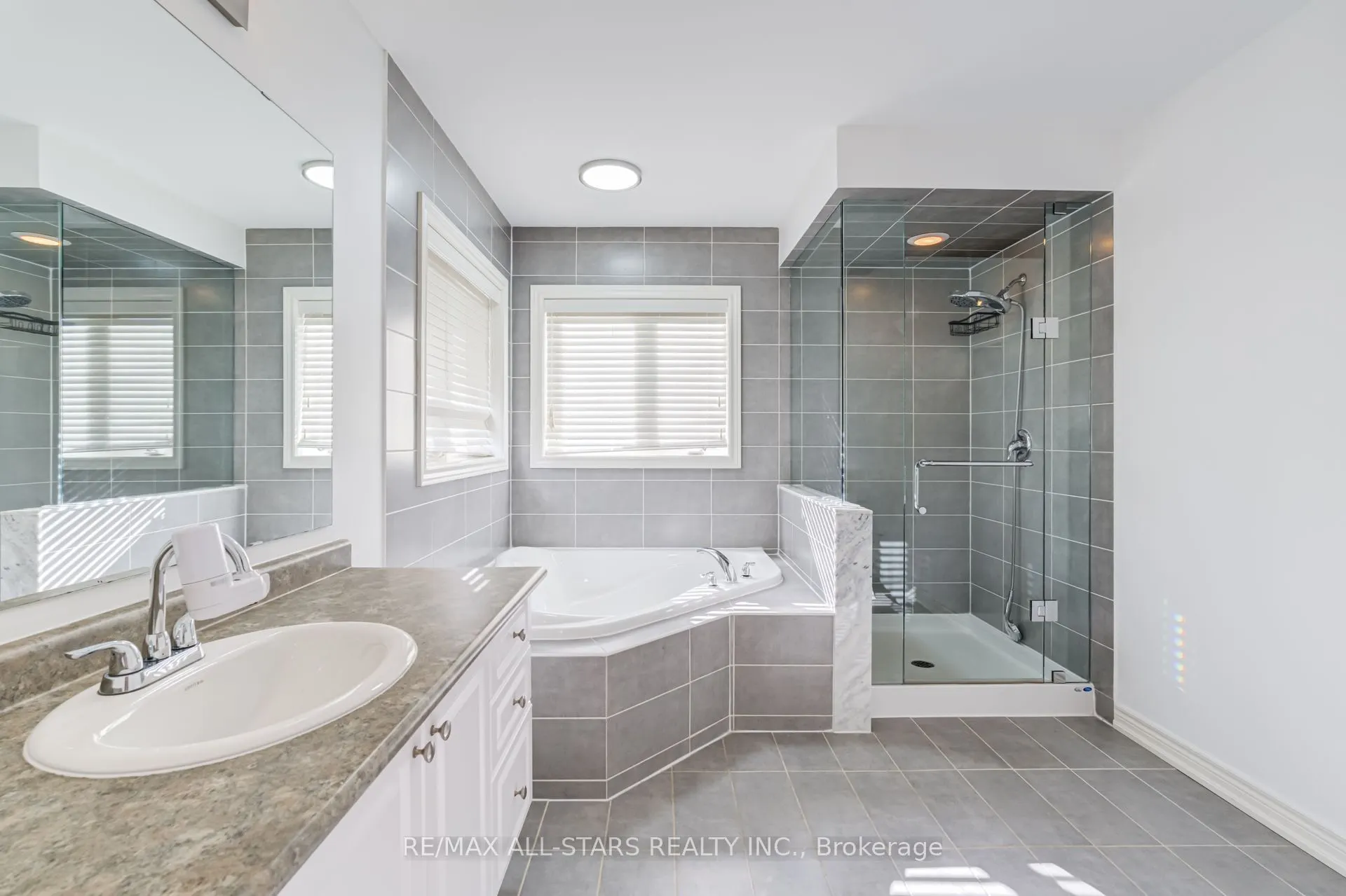 106 Creekland Avenue