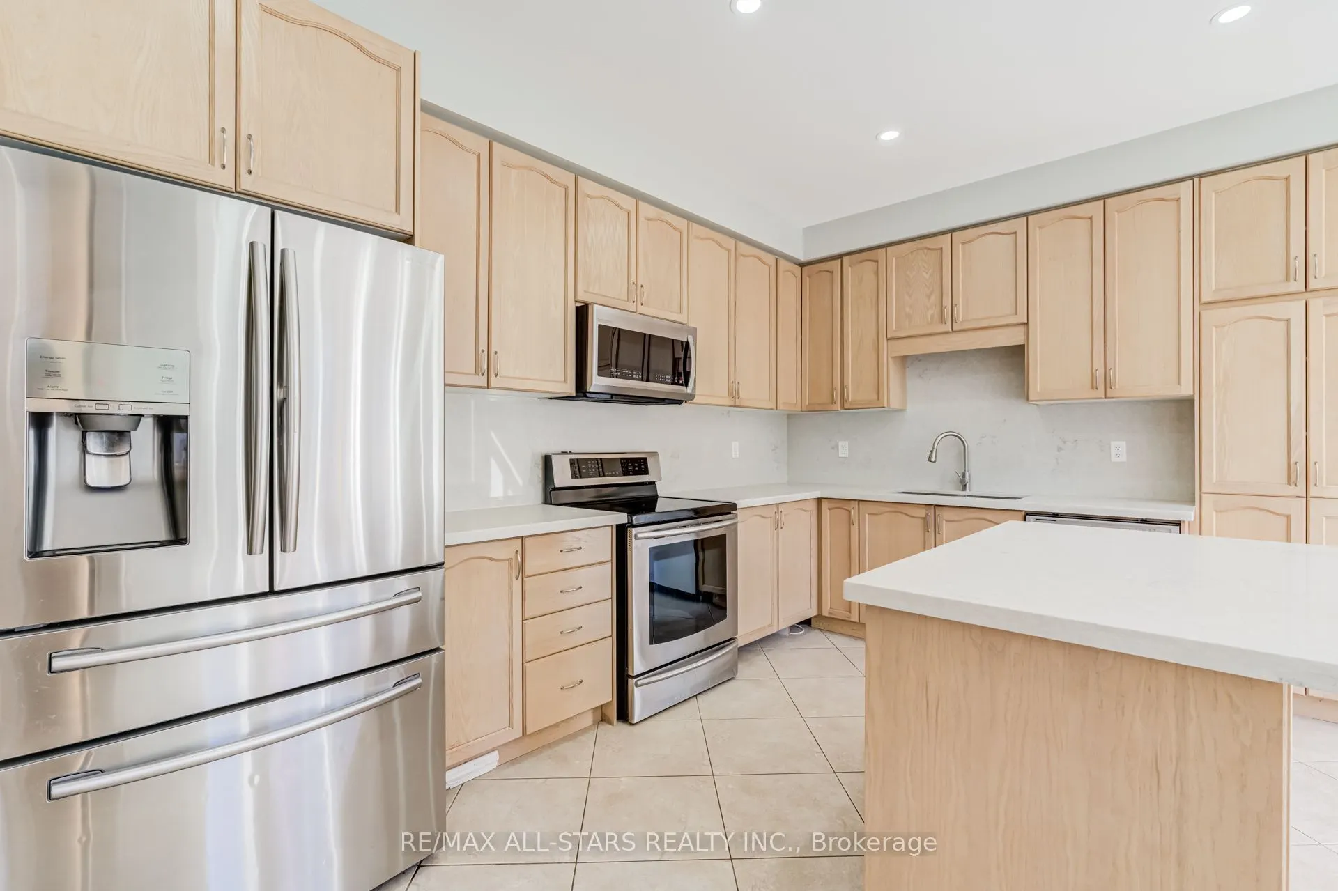 106 Creekland Avenue