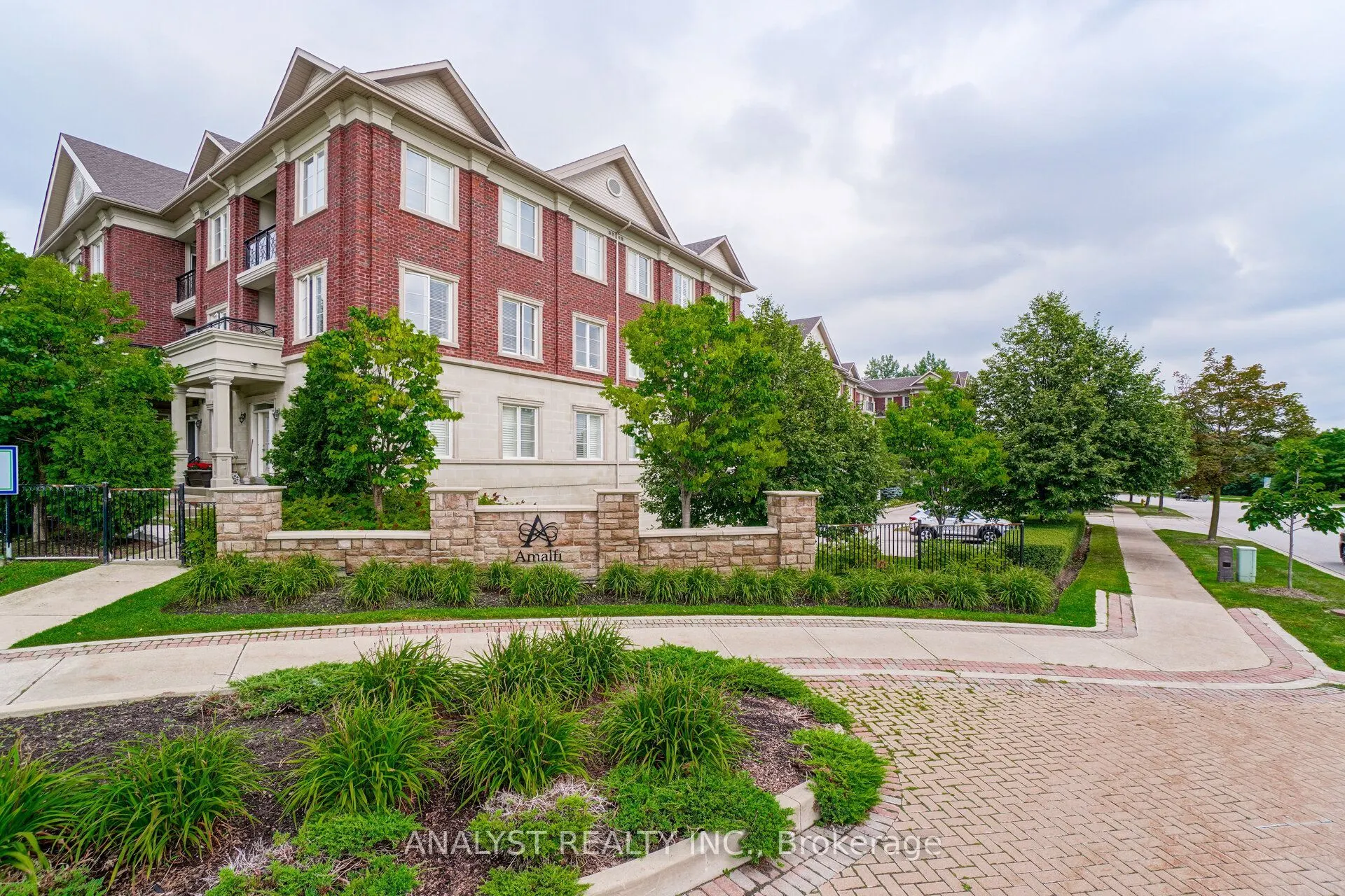 9519 Keele Street #221